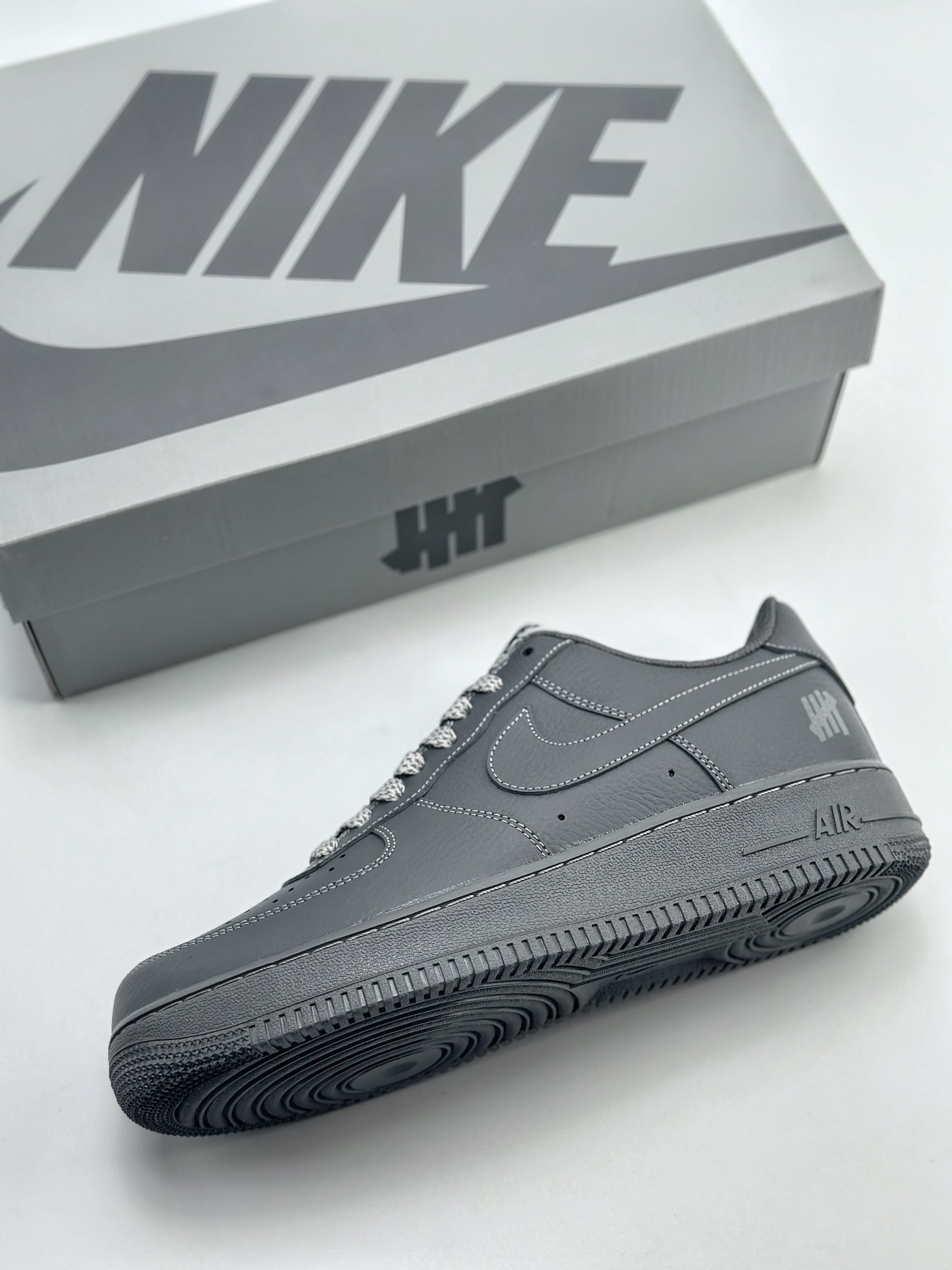 Nike Air Force 1 Low 07 Five Stripes Dark Grey DZ6767-108