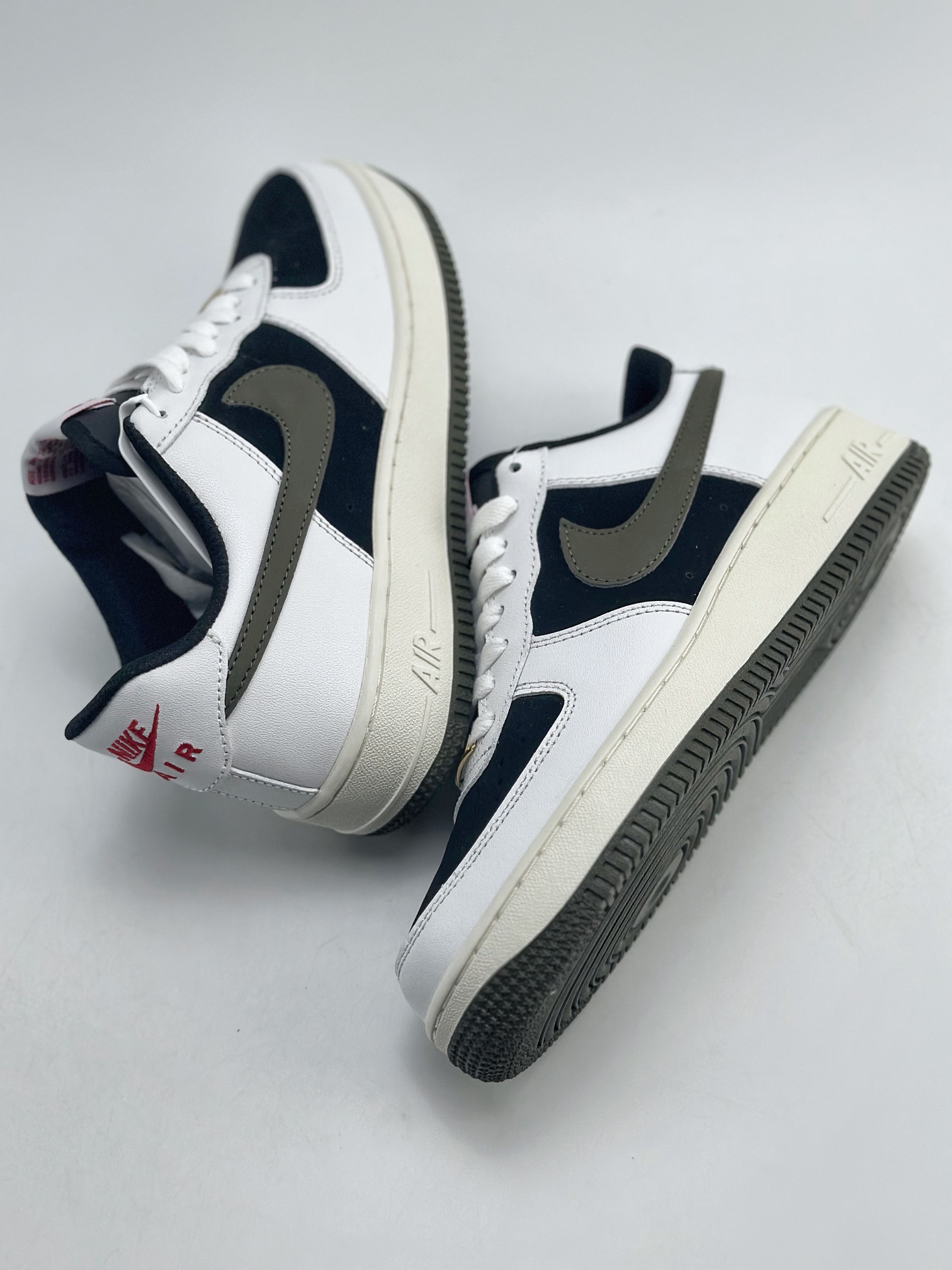 240 Nike Air Force 1 Low 07 白黑军绿勾 AV0383-226