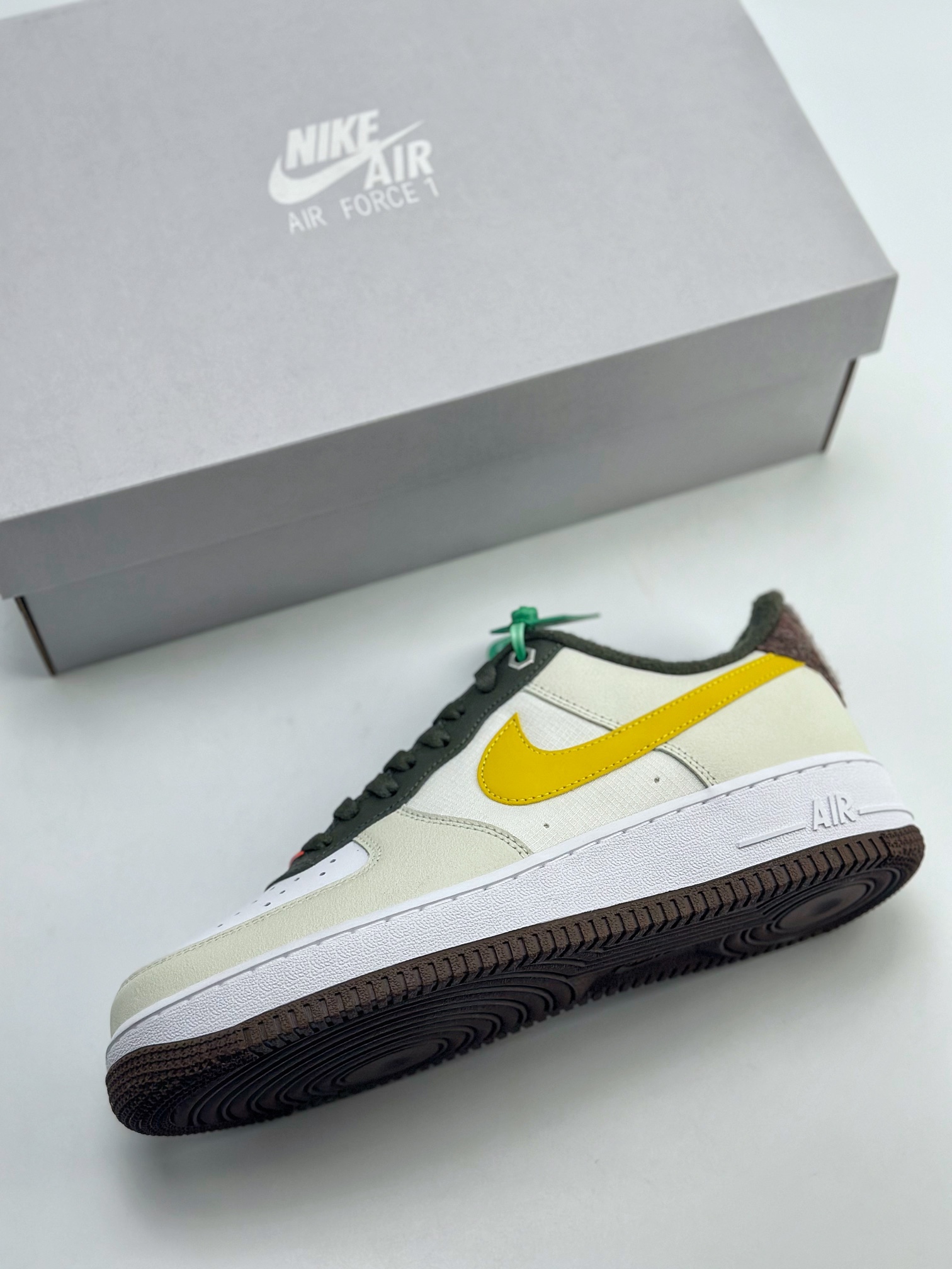 200 Nike Air Force 1 Low 07 芥末黄 FV3647-171