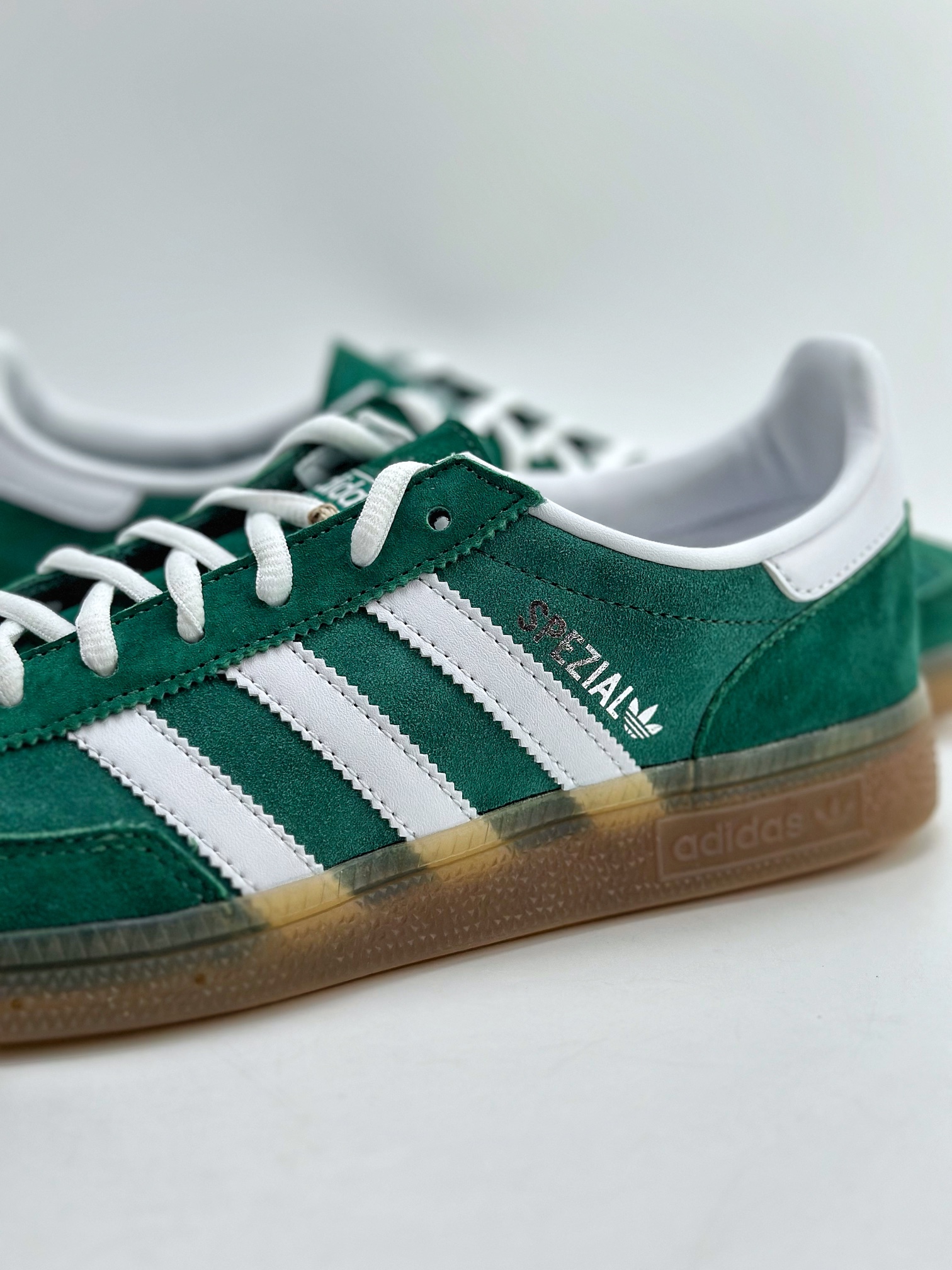 Adidas Handball Spezial classic suede retro casual sneakers IF8913