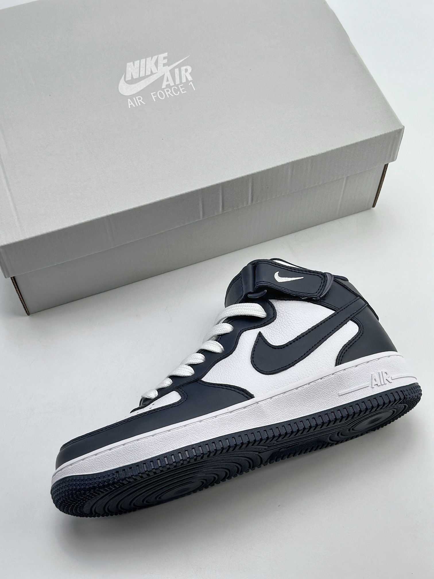 260 Nike Air Force 1 Mid 07 黑曜石 QH2258-058