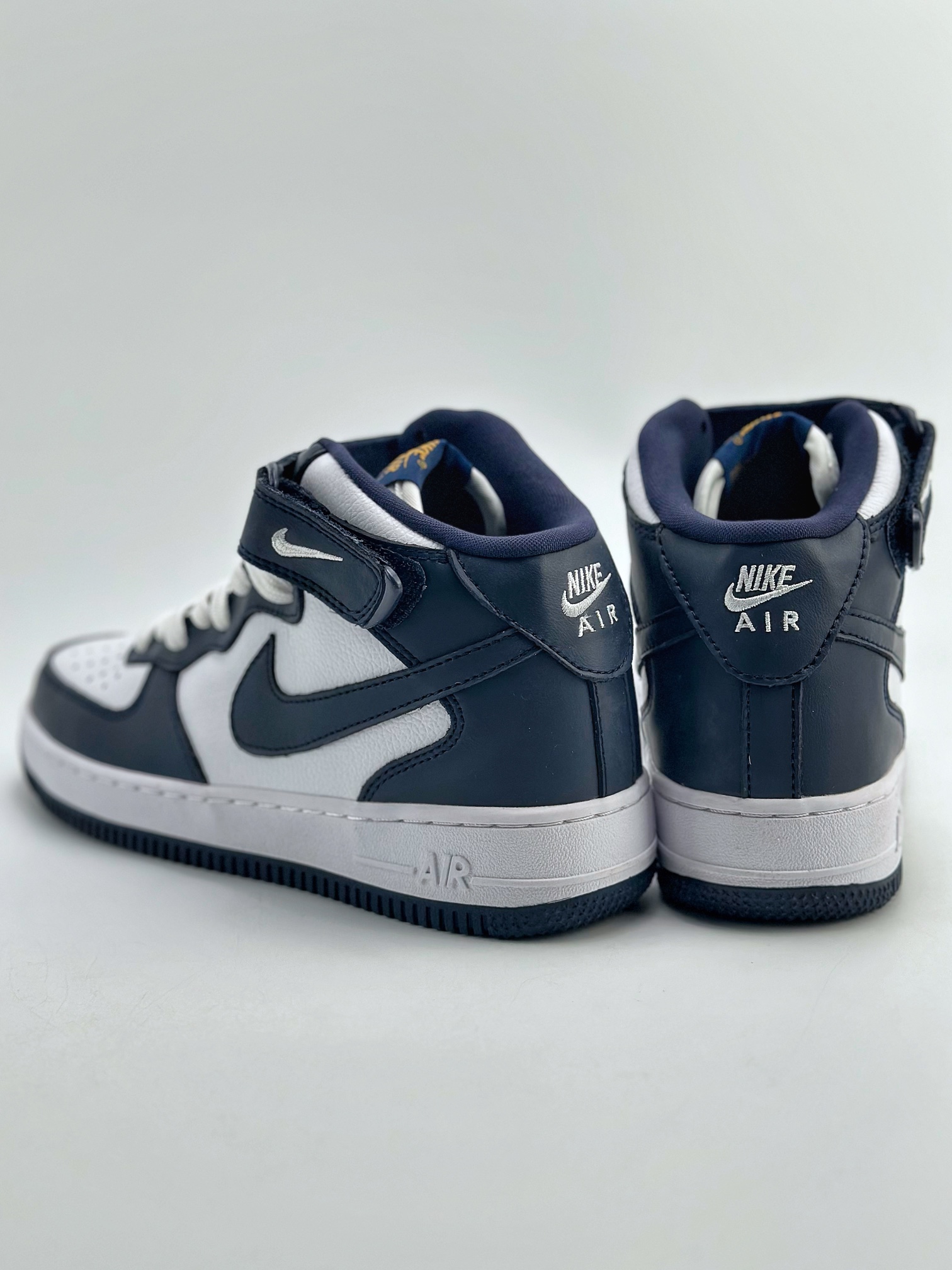 260 Nike Air Force 1 Mid 07 黑曜石 QH2258-058