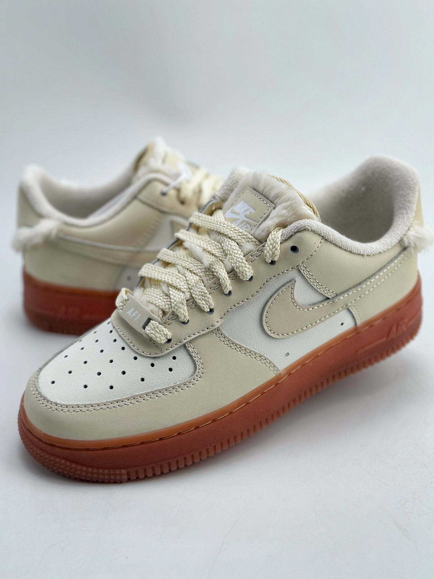 200 Nike Air Force 1 Low 07 米白生胶底 FV3701-119