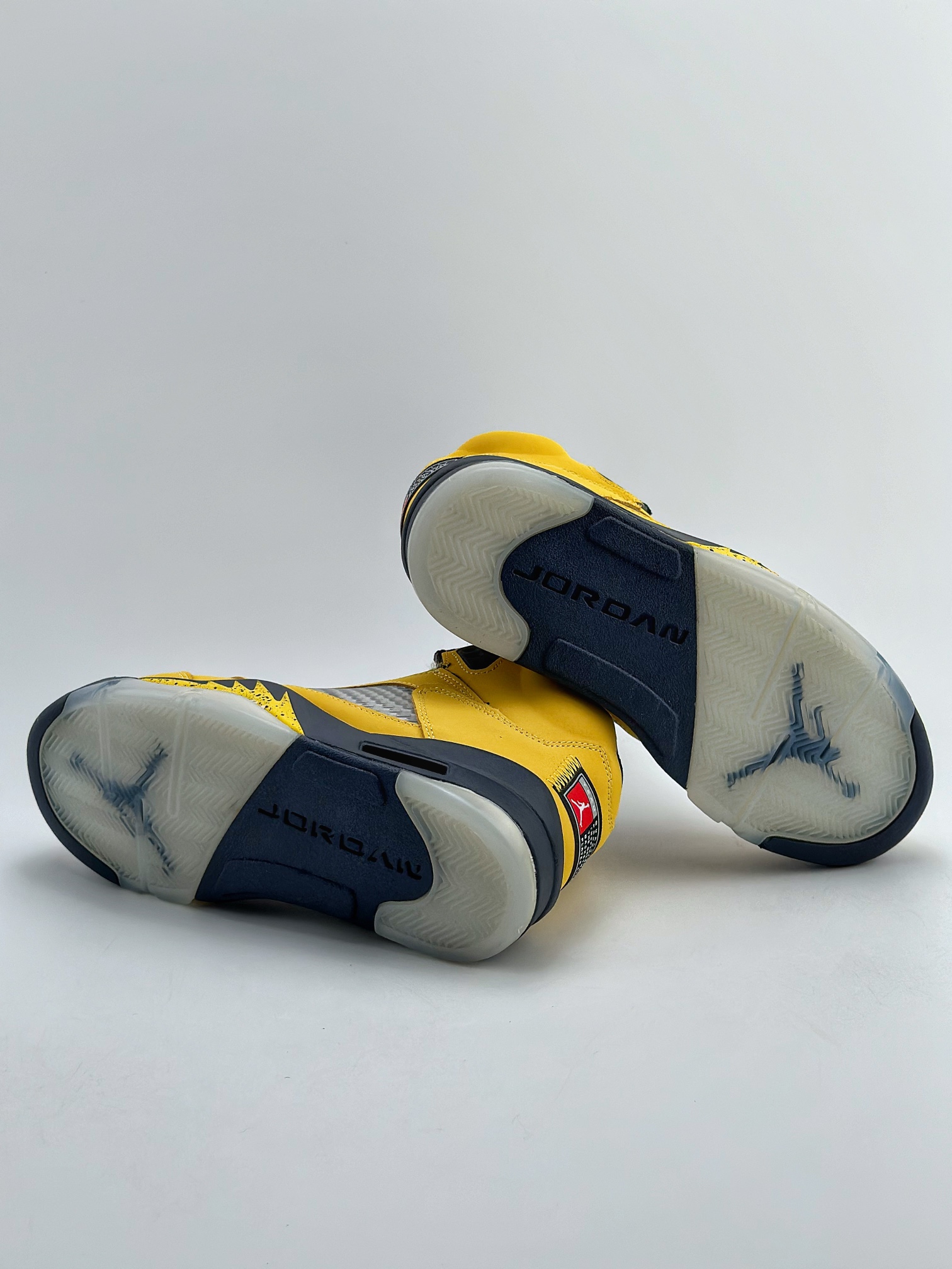 210 Air Jordan 5 Retro 5 SP Michigan 密歇根 CQ9541-704