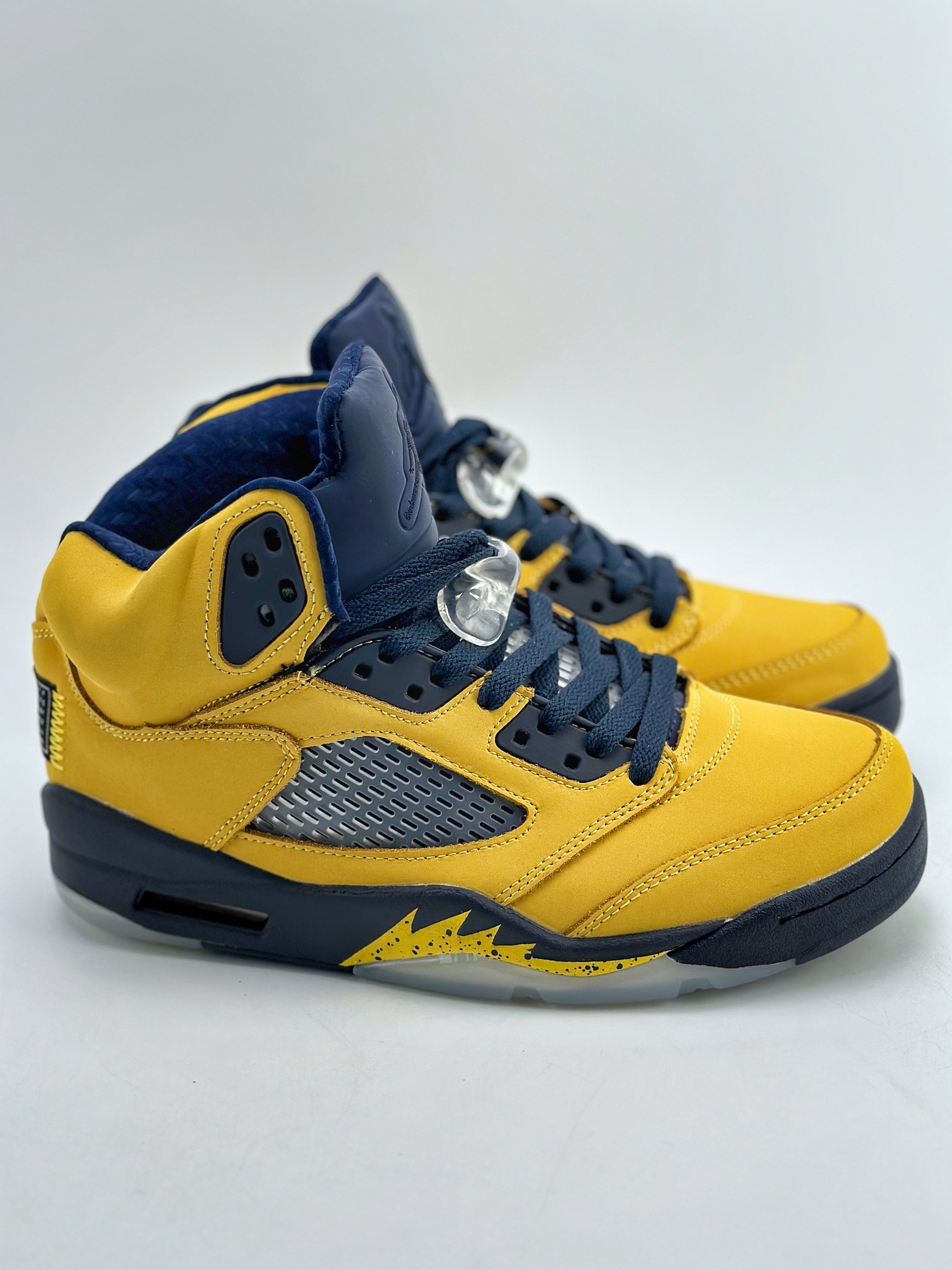 210 Air Jordan 5 Retro 5 SP Michigan 密歇根 CQ9541-704