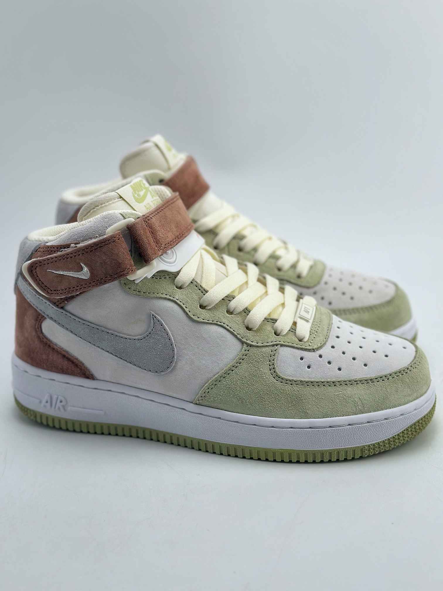 280 Nike Air Force 1 Mid 07 麂皮白绿红棕 AL6896-558