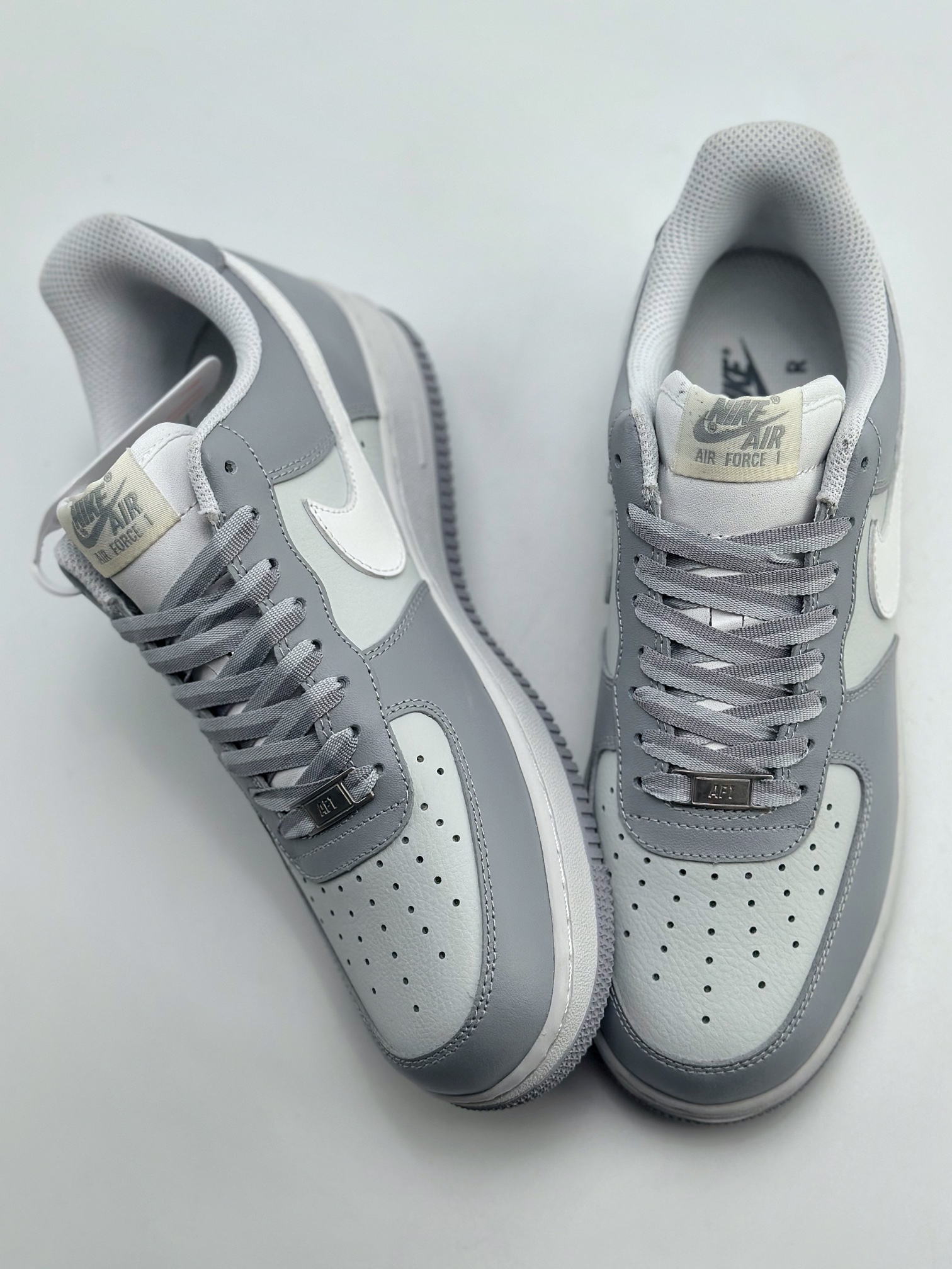 220 Nike Air Force 1 Low 07 白灰 CW1888-606