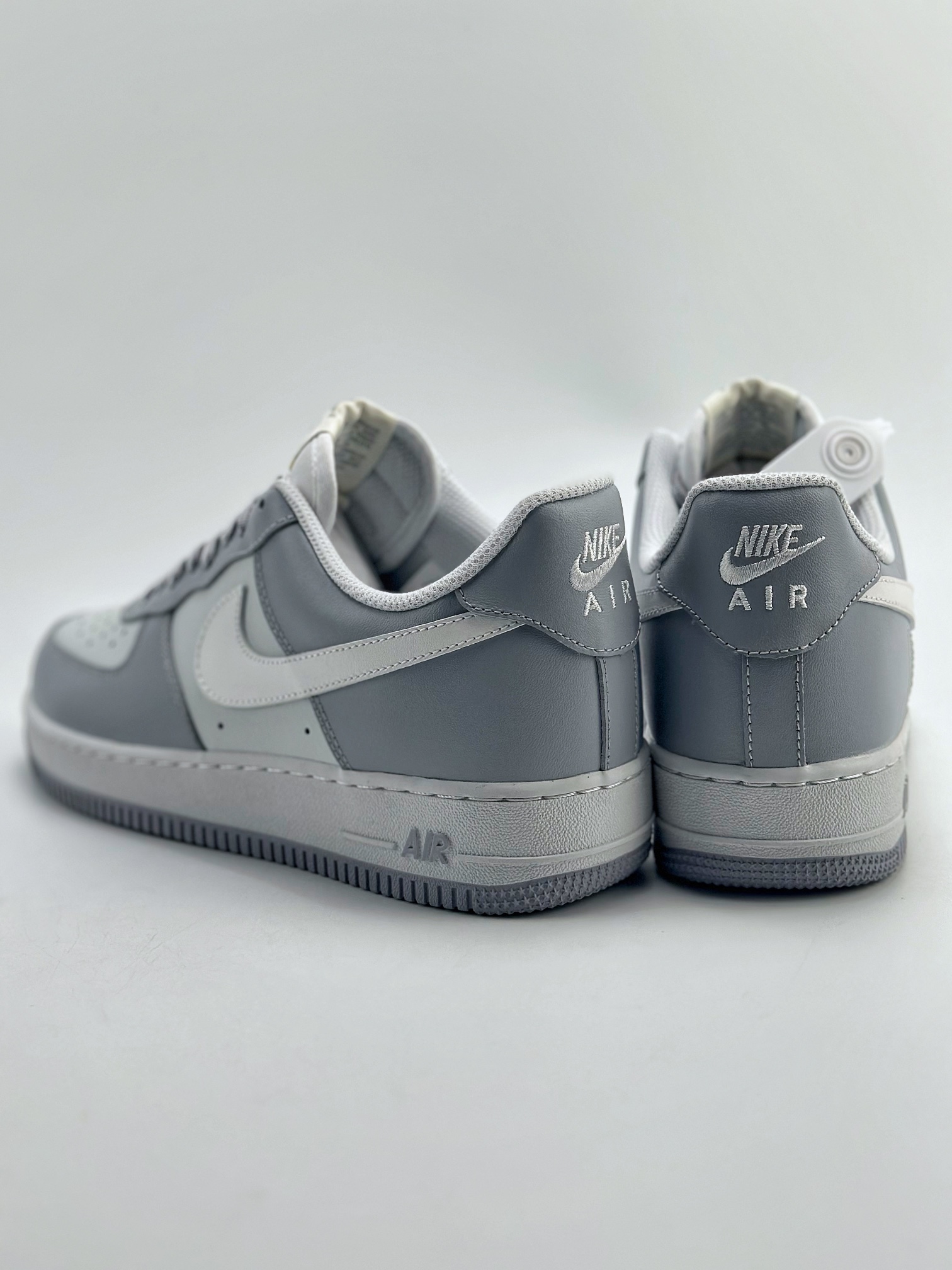 220 Nike Air Force 1 Low 07 白灰 CW1888-606