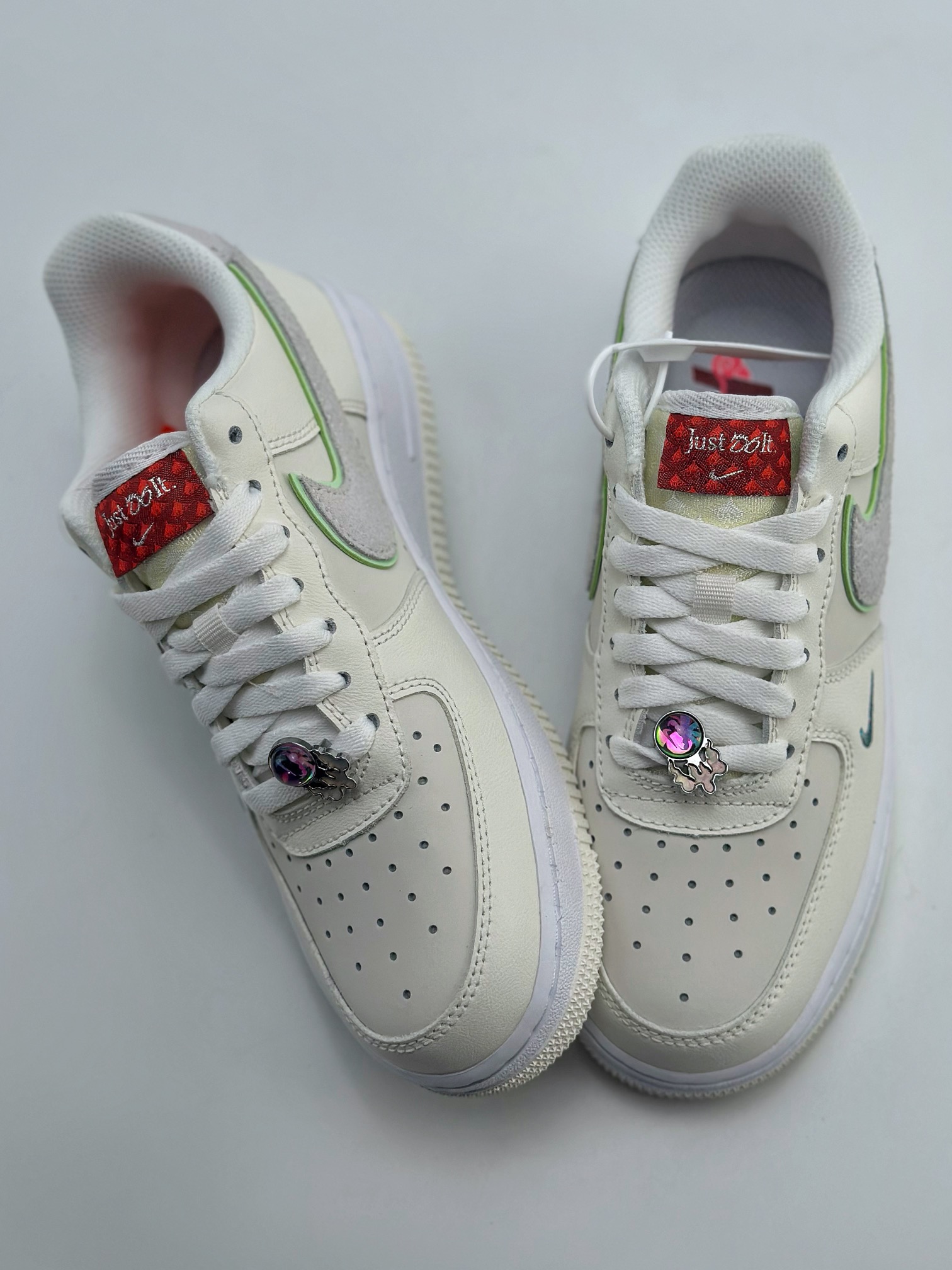 200 Nike Air Force 1 Low 07 "龙年"米白 FZ5052-131