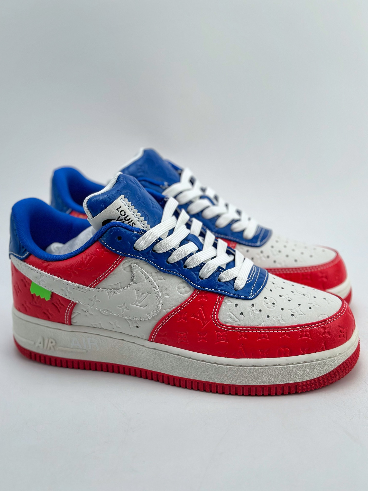 220 Nike Air Force 1 Low 07 x Louis Vuitton 白蓝红 MS0232