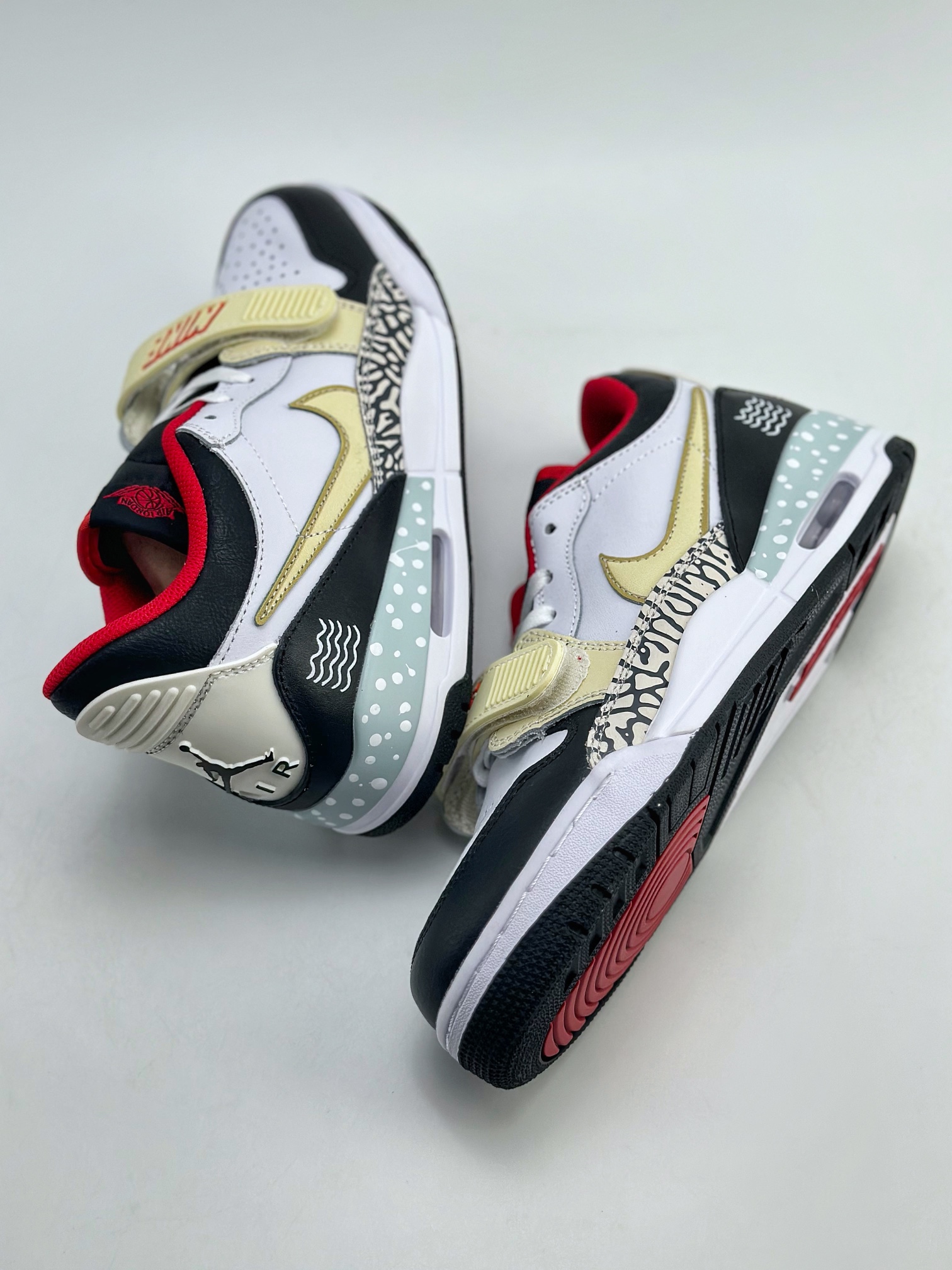 270 Air Jordan Legacy 312 Low 黑麦饼干 FJ7221-101