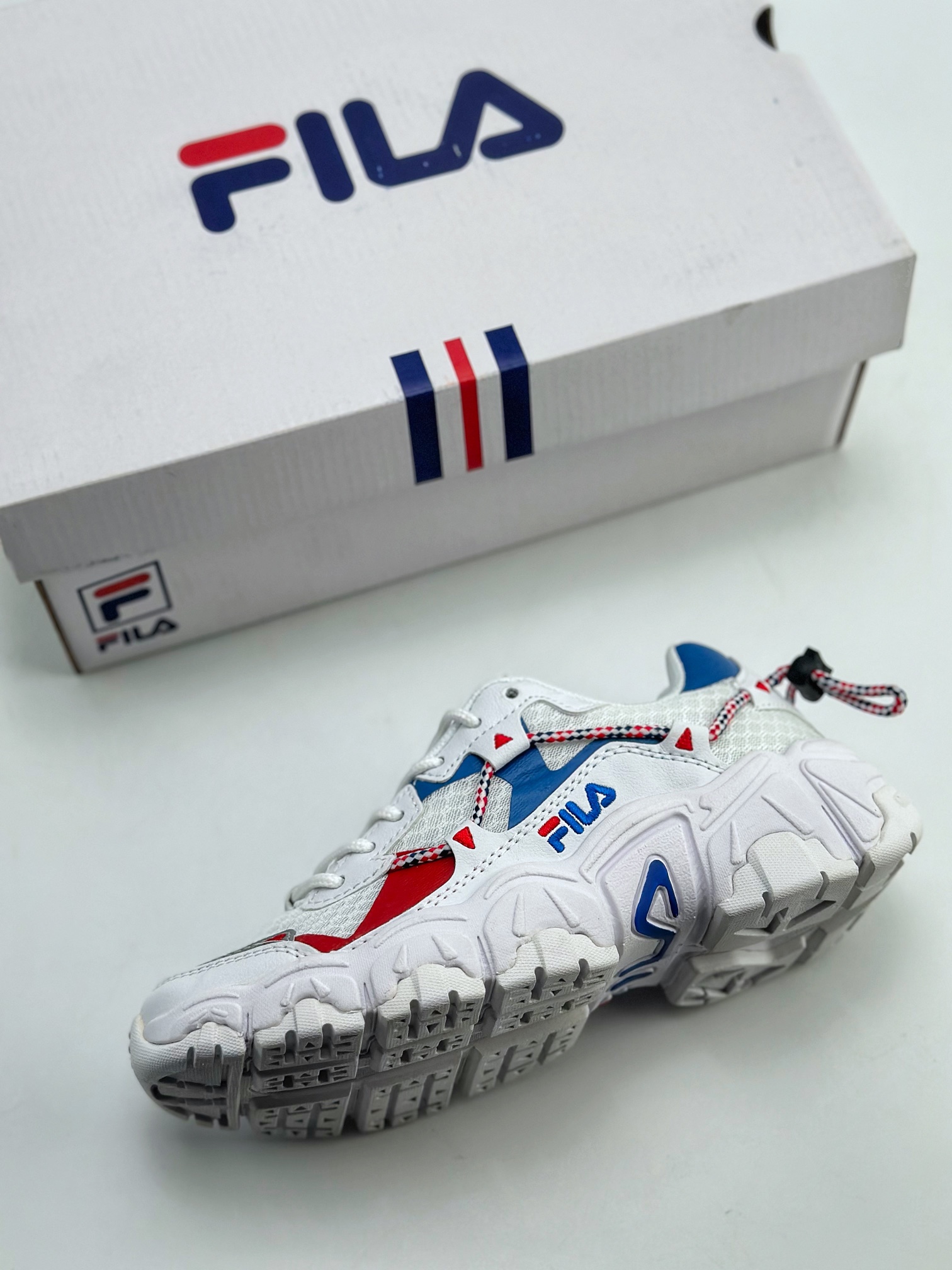 180 斐乐Fila FLUID 系列 老爹风增高复古中性休闲运动慢跑鞋 FS1RIB3101XWBU