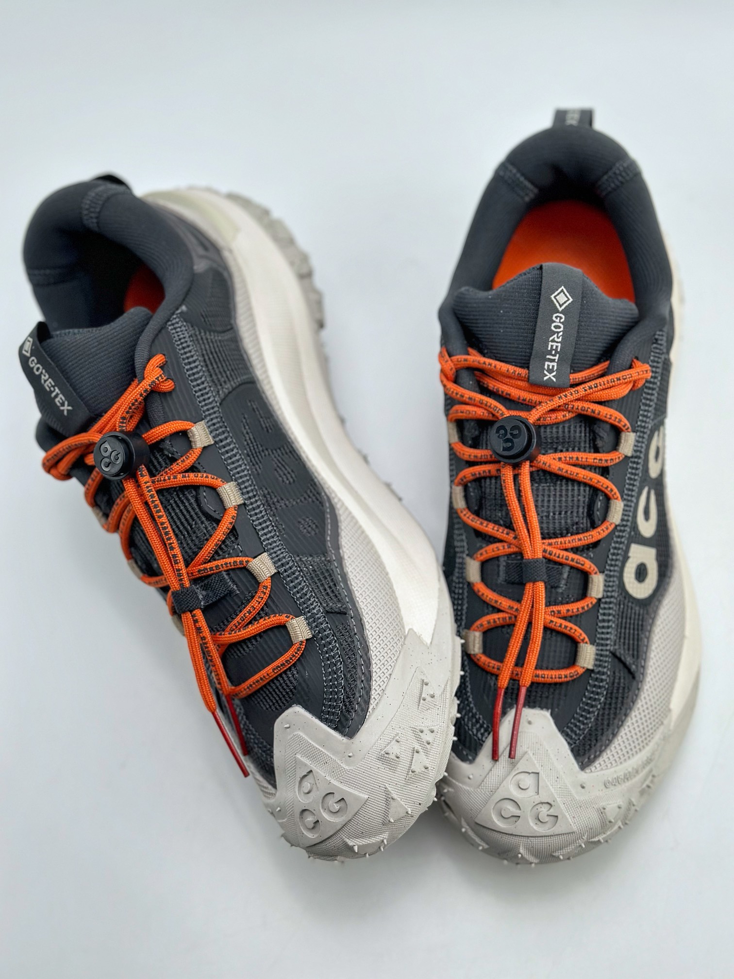 200 Nike  ACG MOUNTAIN FLY 2 LOW 外户登山列系越跑低帮休闲动运徒步鞋 HF6245-002