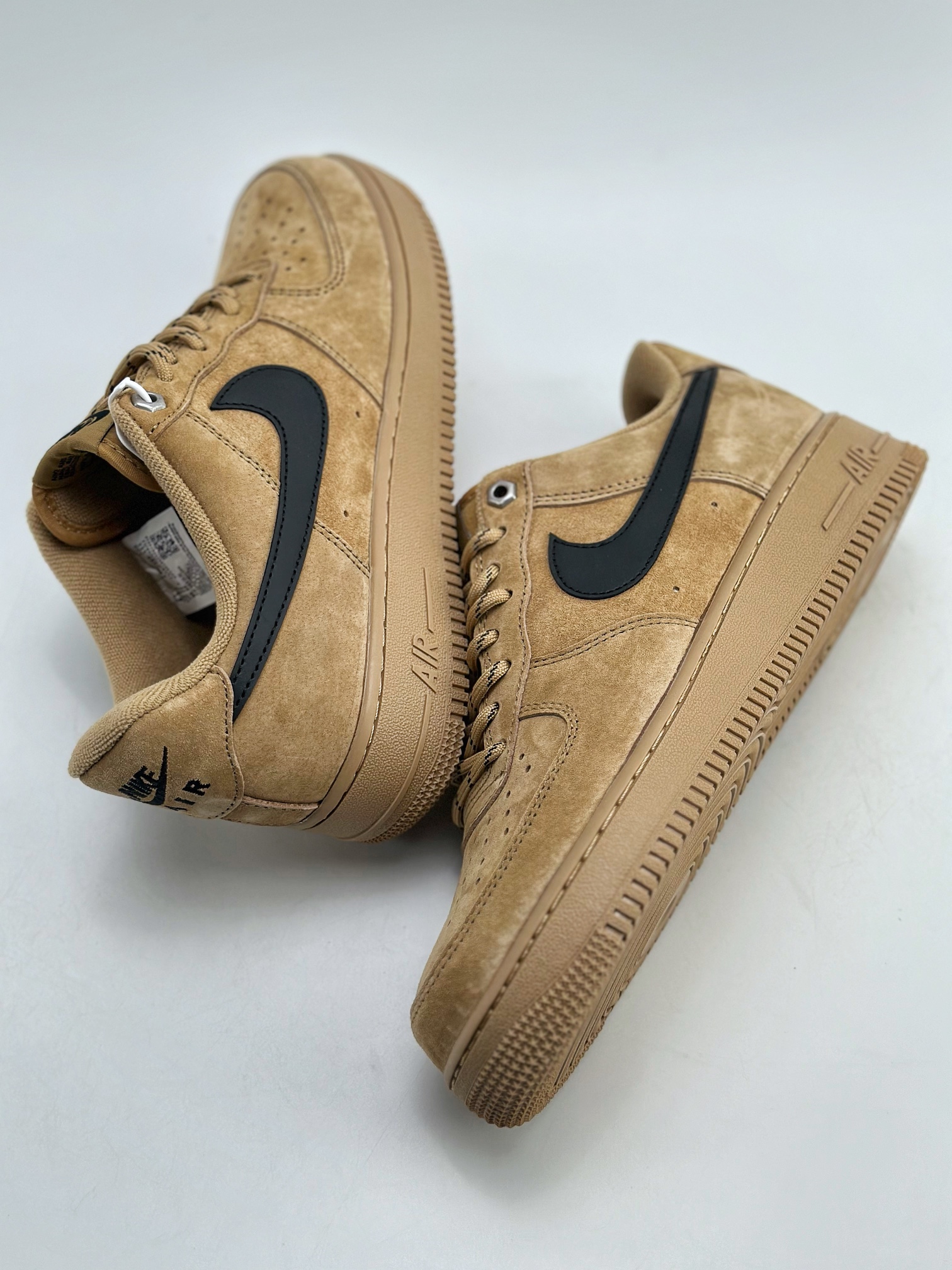 240 Nike Air Force 1 Low 07 麂皮黑棕