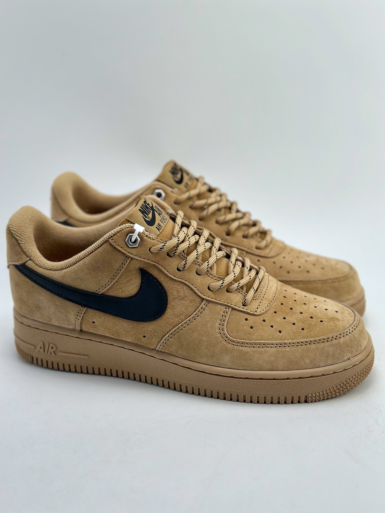 240 Nike Air Force 1 Low 07 麂皮黑棕