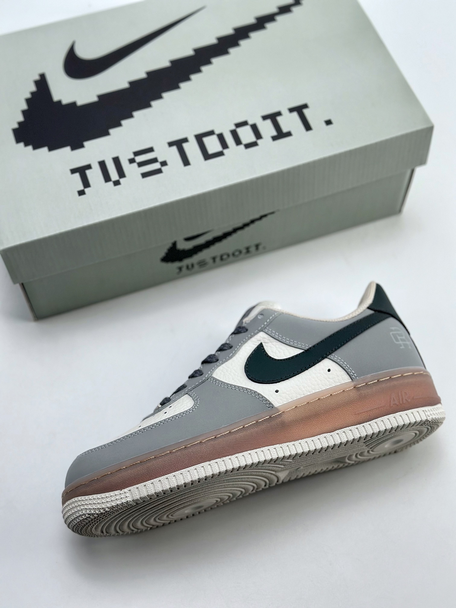 240 Nike Air Force 1 Low 07 x Reigning Champ 新卫冕冠军联名 CW1888-608