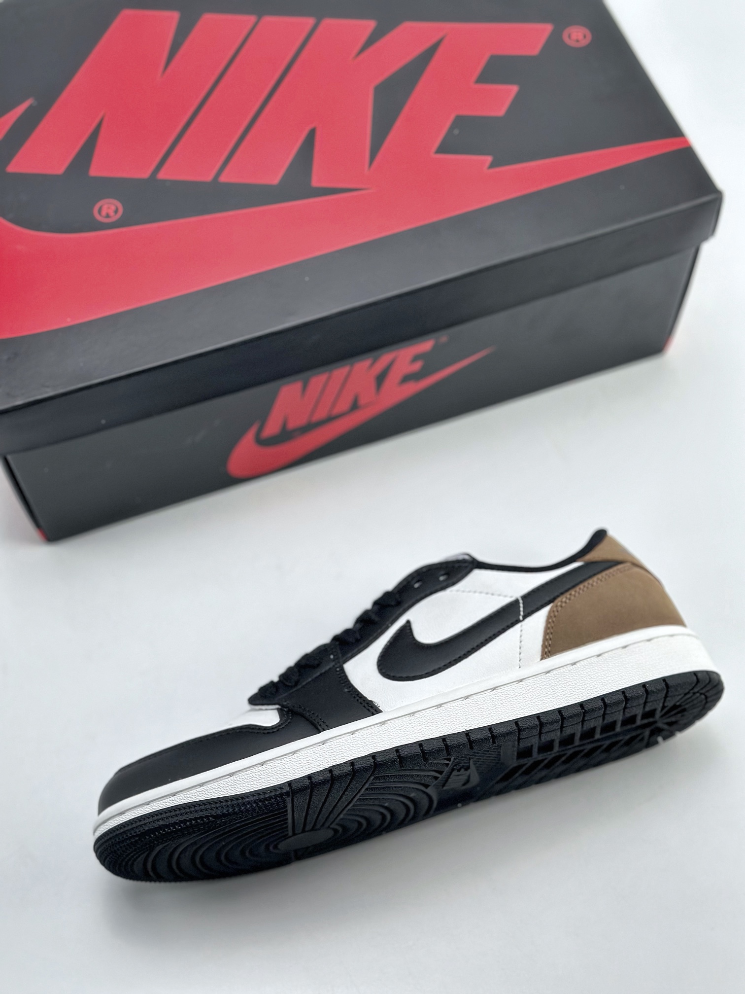 200 Air Jordan 1 Low OG 黑糖摩卡 黑棕 CZ0790-102