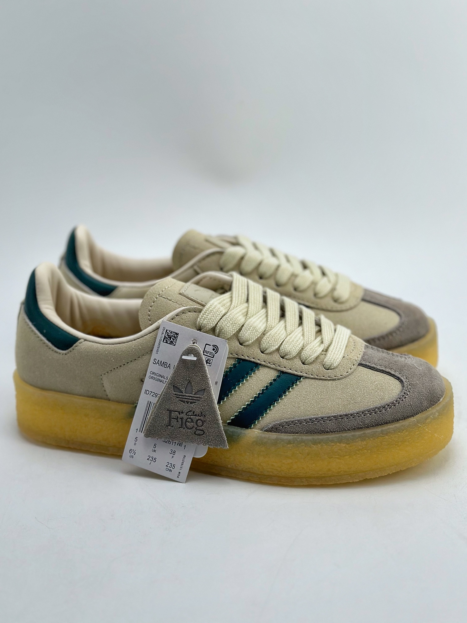 160 KITH x Clarks x Adidas Originals 8th Street Samba "Savannah"桑巴舞板鞋 ID7297