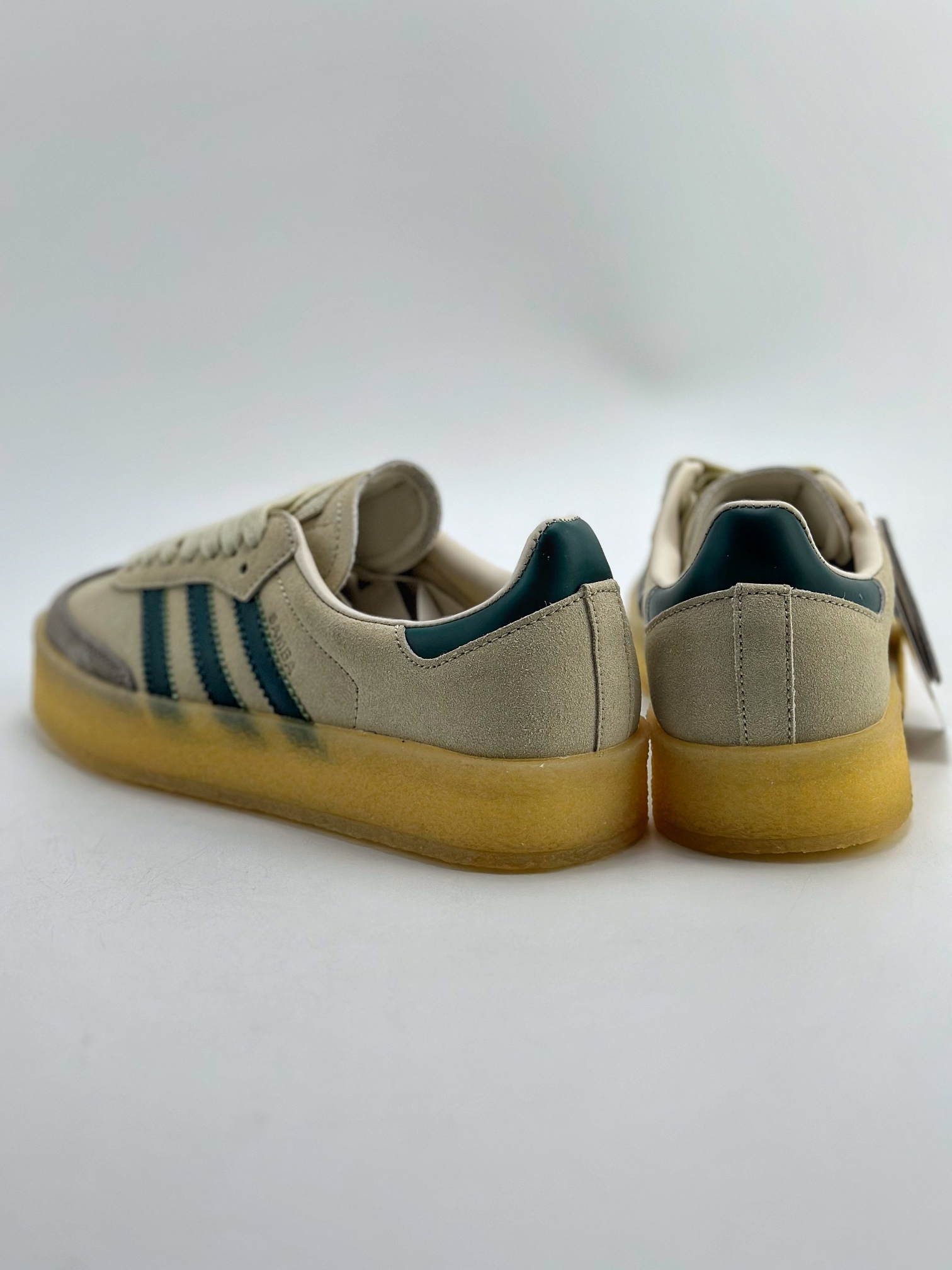 160 KITH x Clarks x Adidas Originals 8th Street Samba "Savannah"桑巴舞板鞋 ID7297