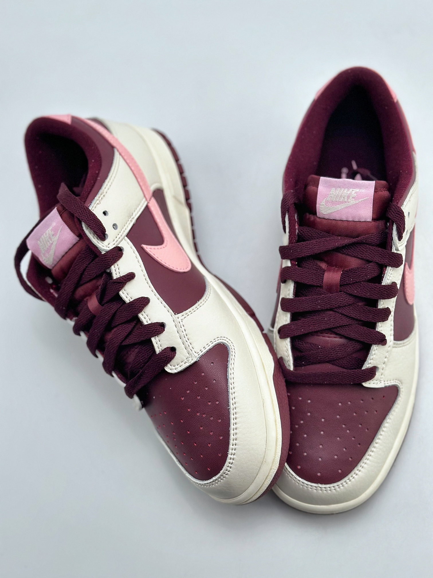 NIKE SB Dunk Low PRM ”Night Maroon and Medium Soft Pink” Cherry Valentine's Day DR9705-100