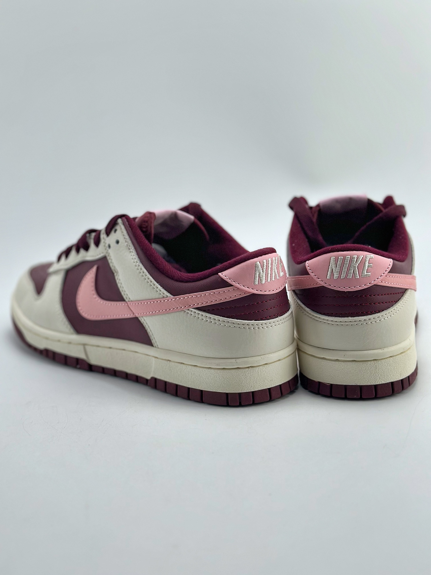 NIKE SB Dunk Low PRM ”Night Maroon and Medium Soft Pink” Cherry Valentine's Day DR9705-100