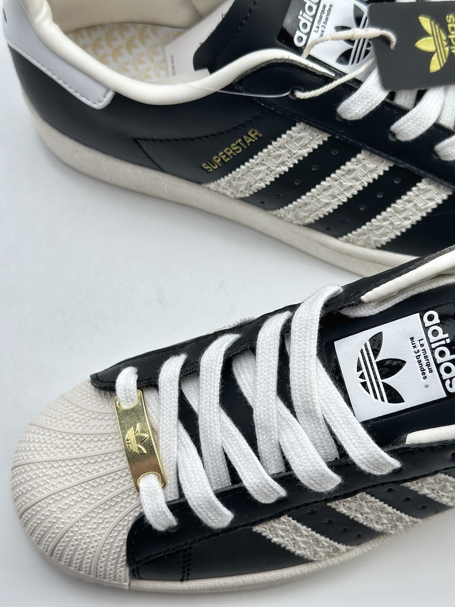 140 AdidasOriginals Superstar 贝壳头 黑白 ID4676