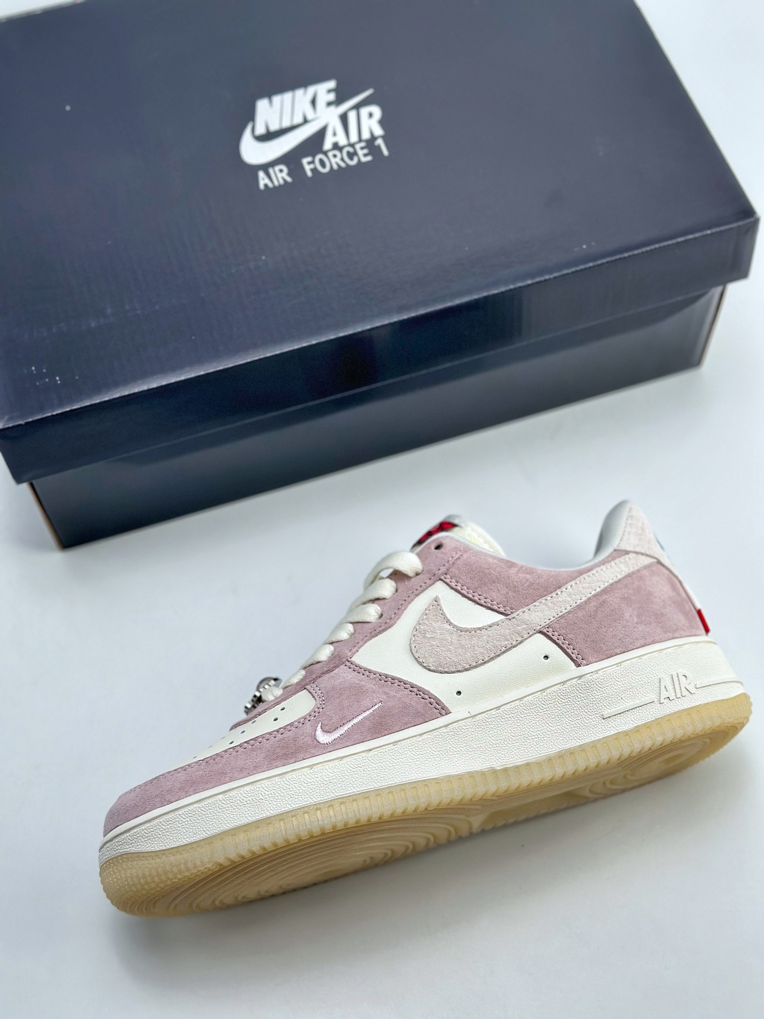 220 Nike Air Force 1 Low 07 "Year of the Dragon" 米粉 FZ5066-111