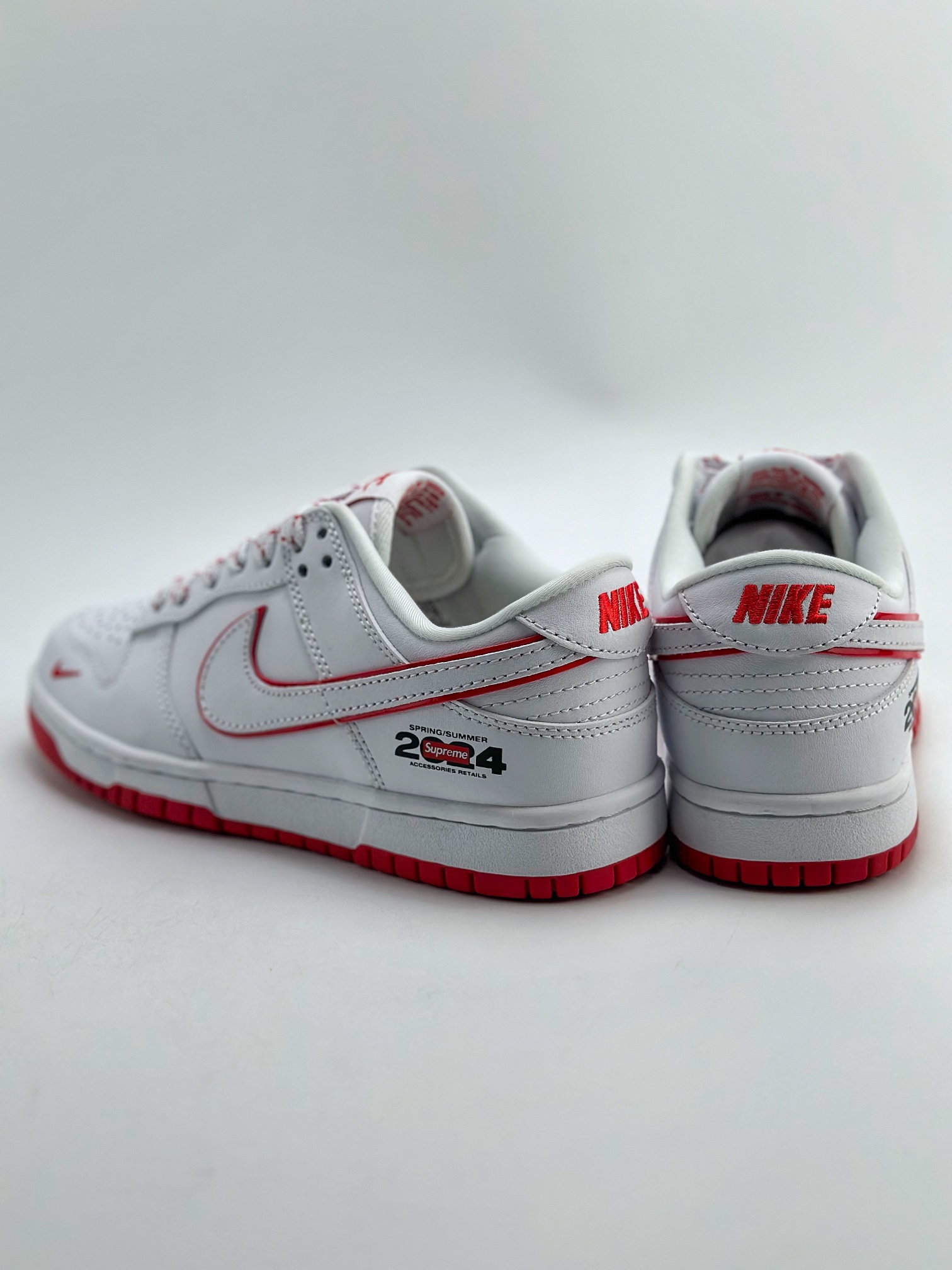 260 Nike SB Dunk Low x Supreme 新元年 2024 DD1391-120