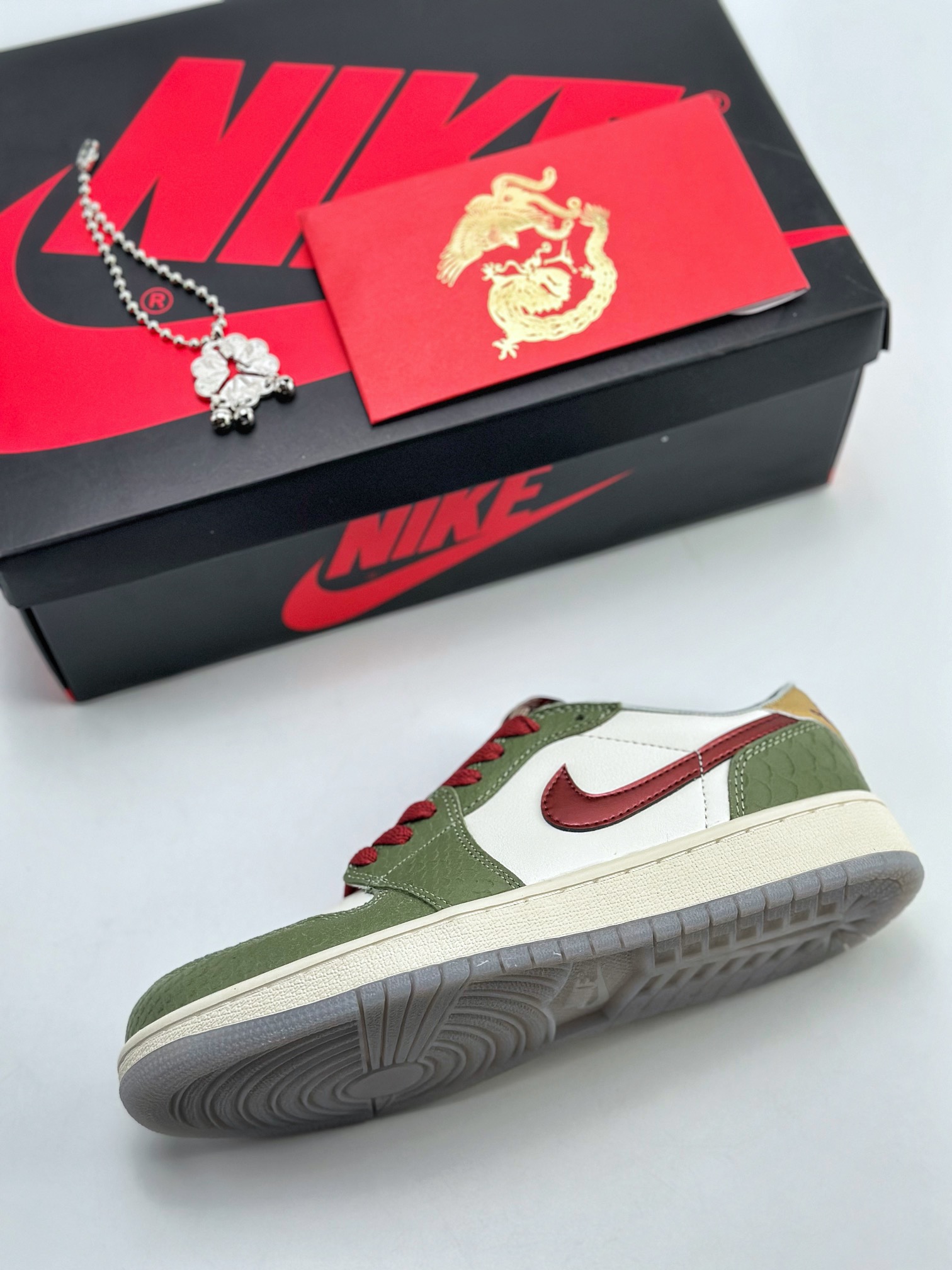 Air Jordan 1 Retro Low OG CNY ”Year of the Dragon” 龙年限定白绿 FN3727-100