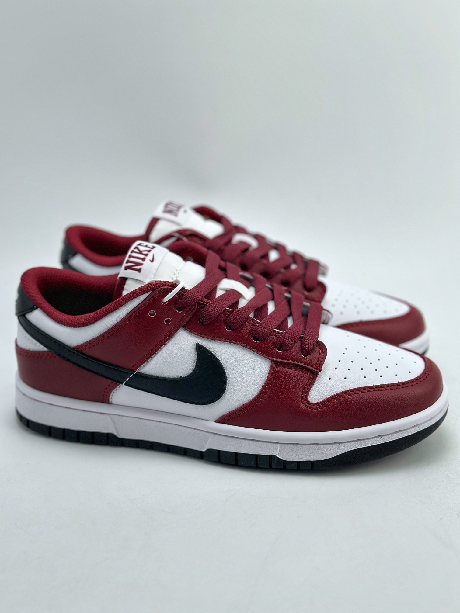 220 NIKE SB Dunk Low 黑红 FD9749-601