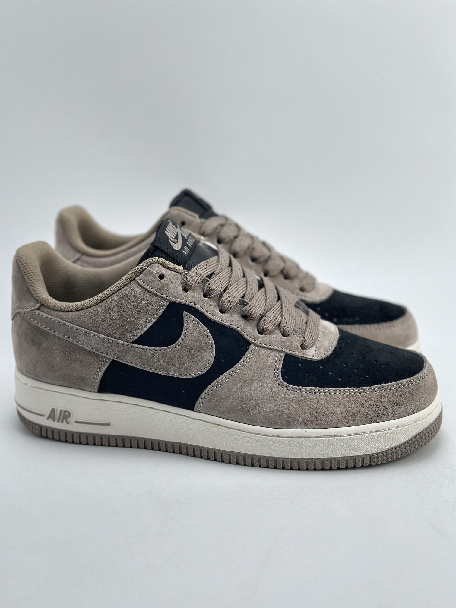 260 Nike Air Force 1 Low 07 大友克洋 DB0066-223