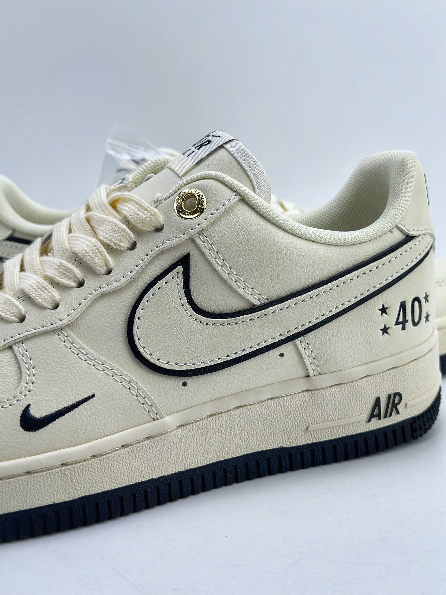 Nike Air Force 1 Low 07 40周年米黄黑 DQ7658-108