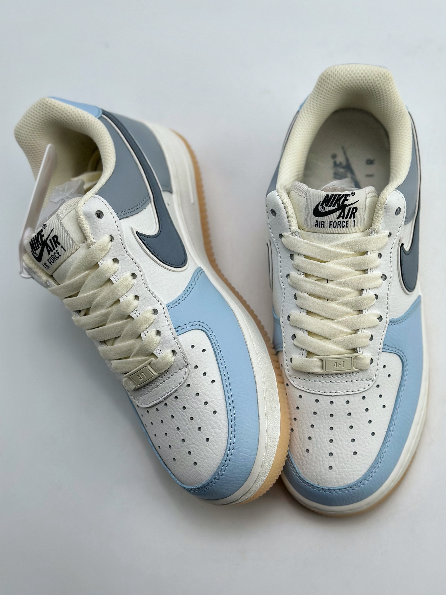 Nike Air Force 1 Low 07 Light Blue Grey AA1366-401