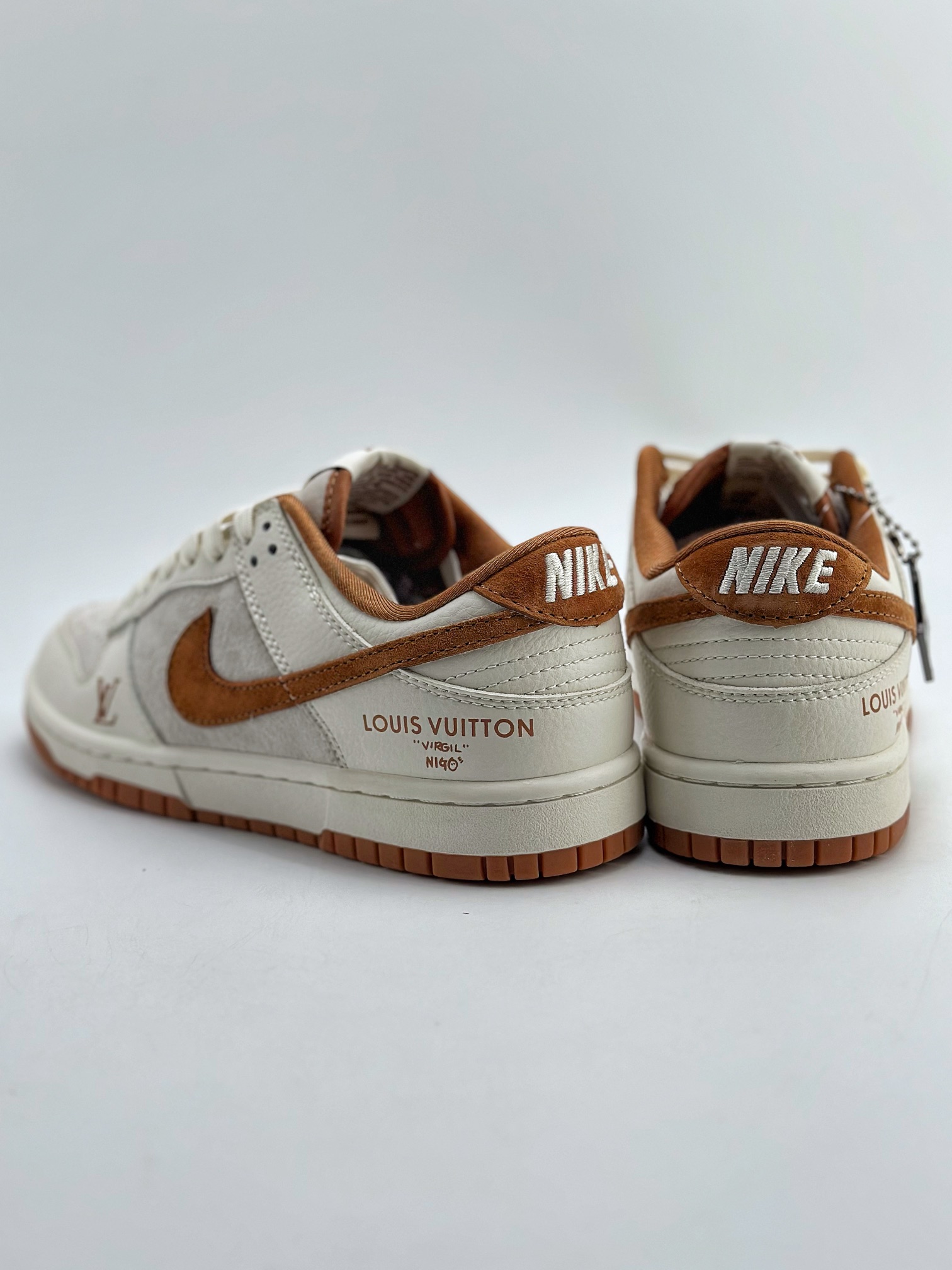 280 Nike SB Dunk Low Louis Vuitton 白灰棕LV印花 FC1688-166