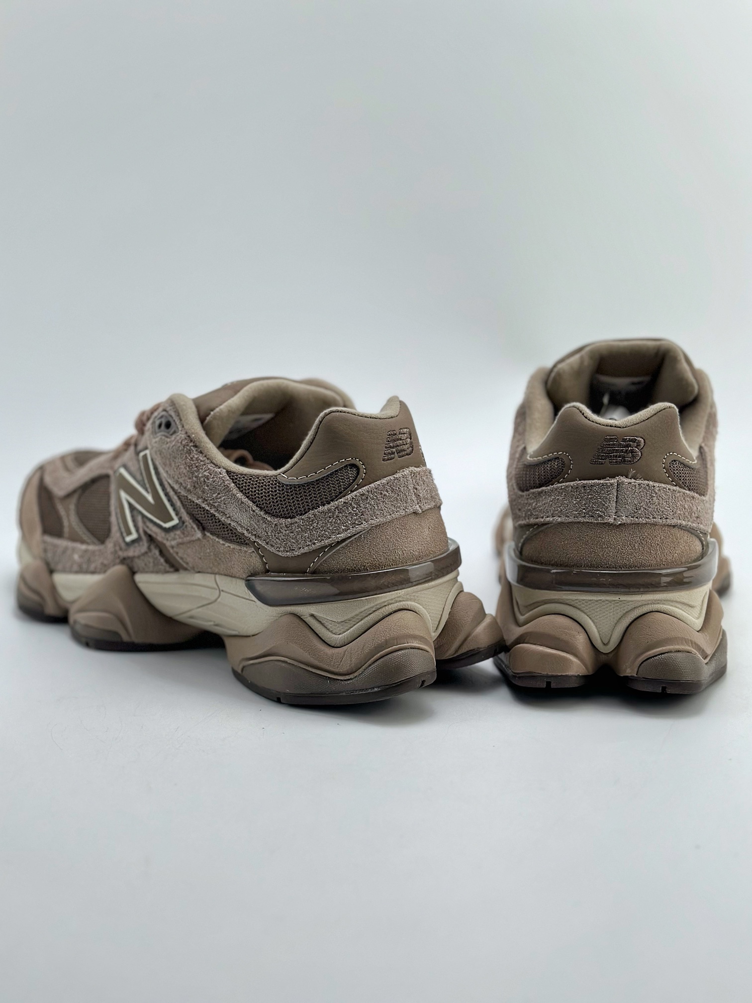 220 Joe Freshgoods x New Balance 版本 NB9060 联名款复古休闲运动慢跑鞋 U9060PBHD