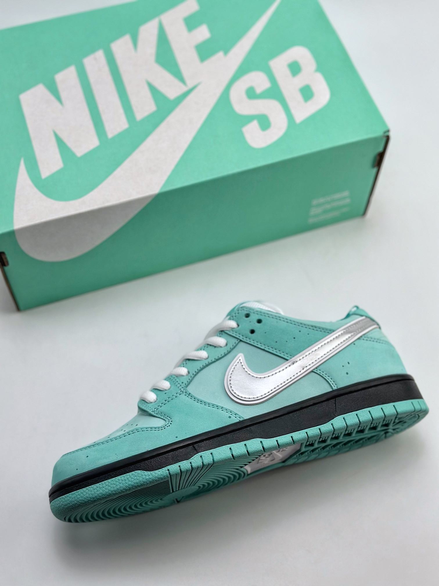 420 Nike SB Dunk Low x Concepts ”Tiffany Lobster” 波士顿 蒂芙尼薄荷绿龙虾” BV1310-402