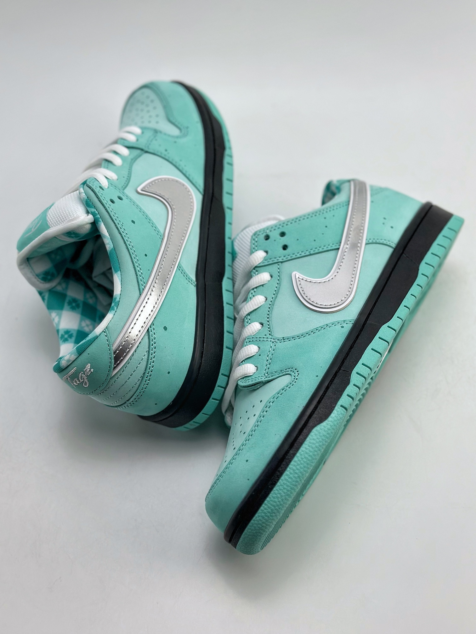 420 Nike SB Dunk Low x Concepts ”Tiffany Lobster” 波士顿 蒂芙尼薄荷绿龙虾” BV1310-402