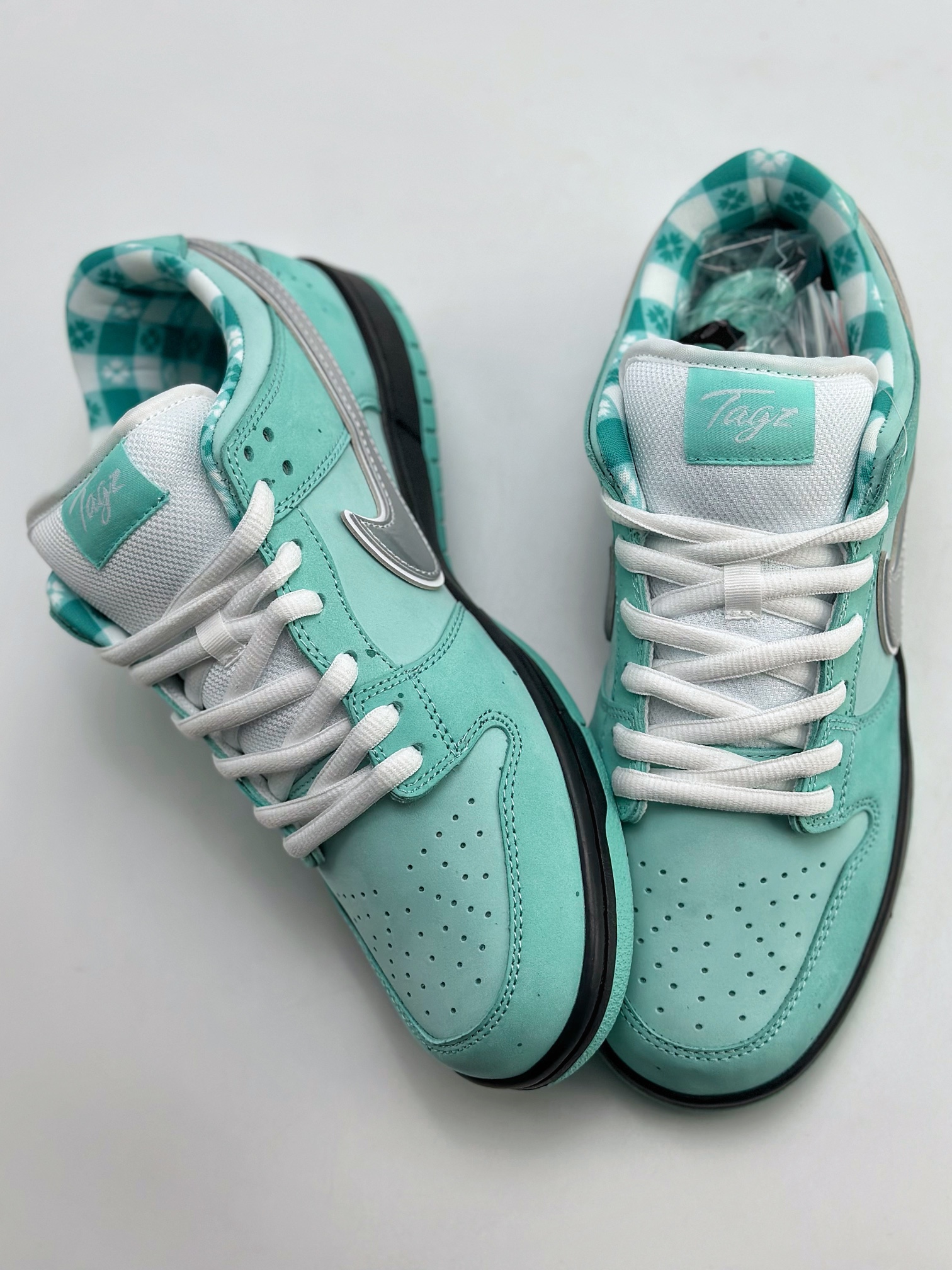 420 Nike SB Dunk Low x Concepts ”Tiffany Lobster” 波士顿 蒂芙尼薄荷绿龙虾” BV1310-402