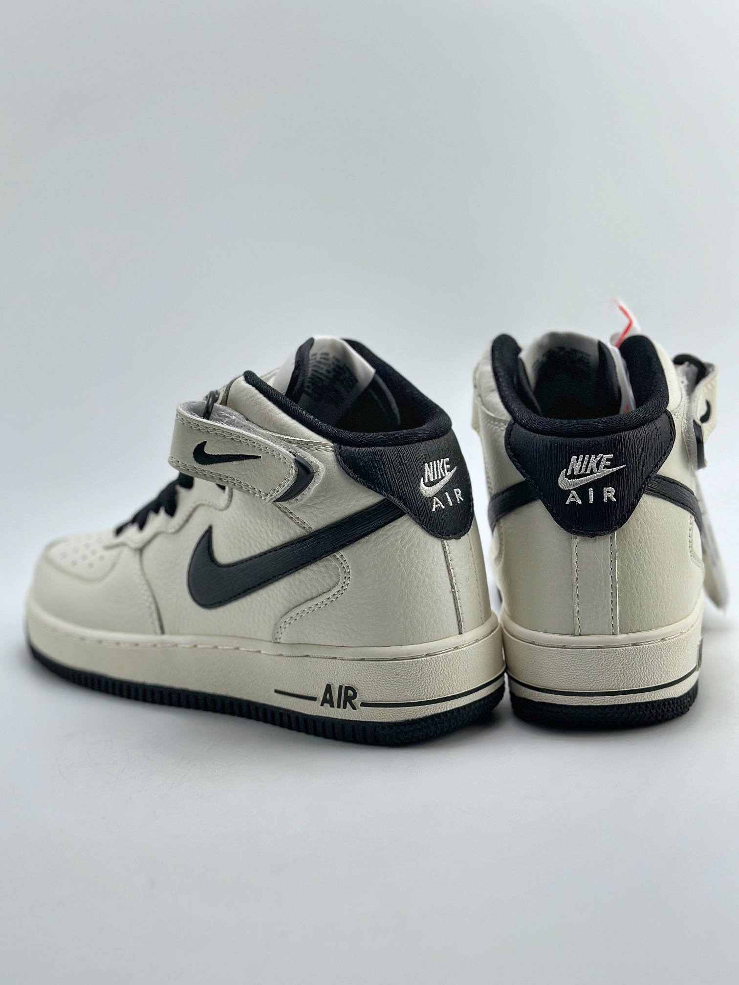 260 Nike Air Force 1 Mid 07 米黑 PA0920-308