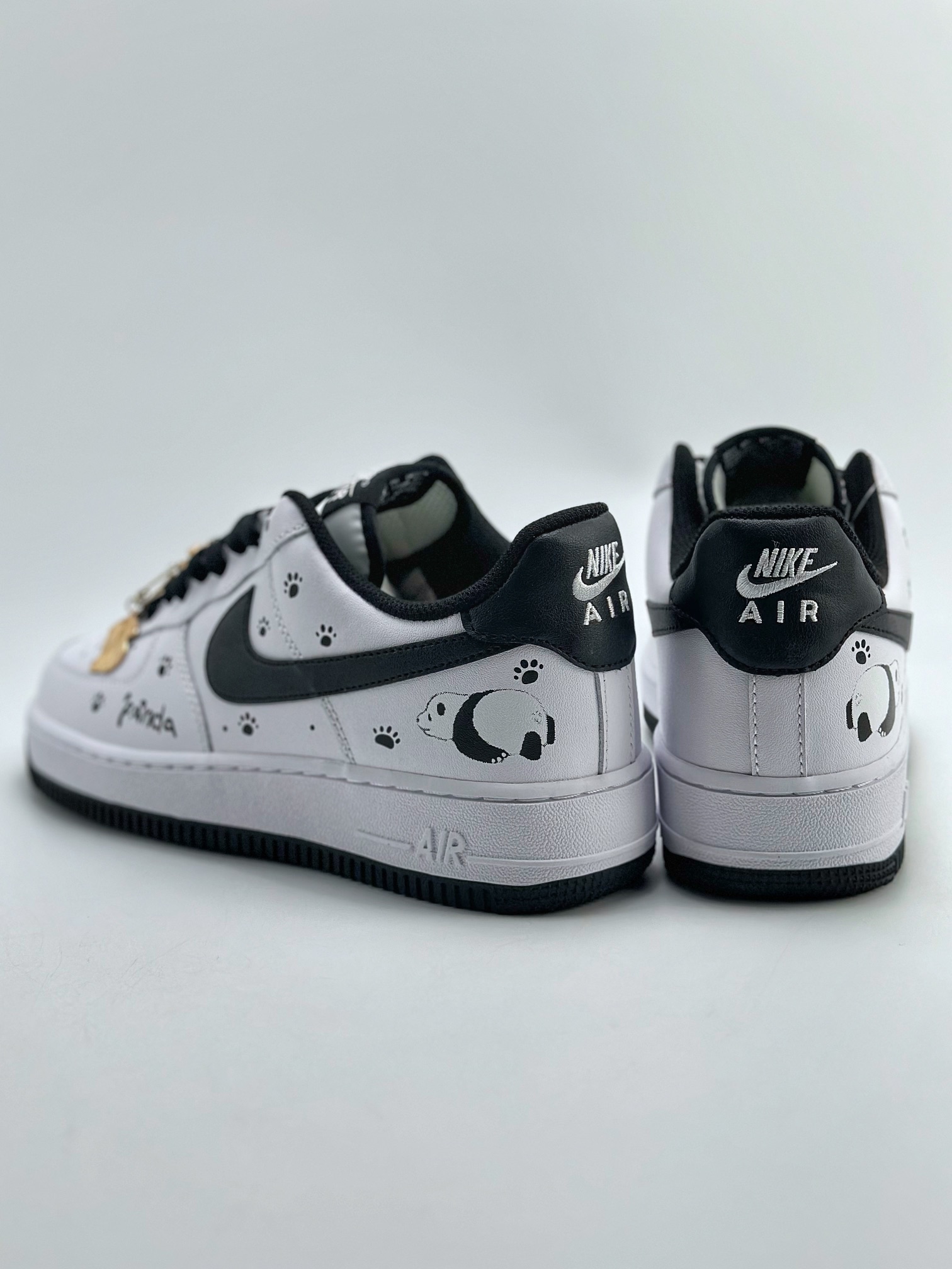 220 Nike Air Force 1 Low 07 胖小匠绘画 DV1331-100