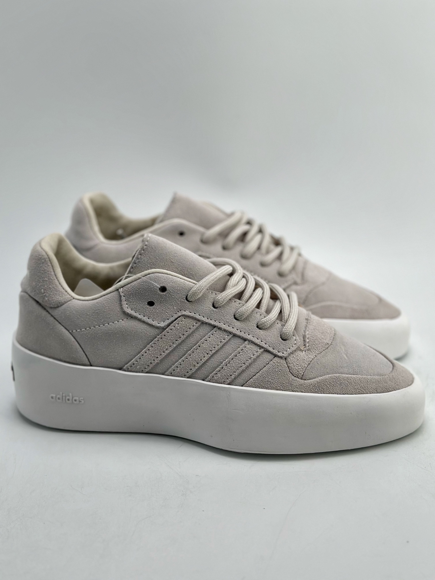 220 Adidas   Athletics 86 Lo x Fear OF God Fog 重磅联名时尚休闲板鞋   JF6684