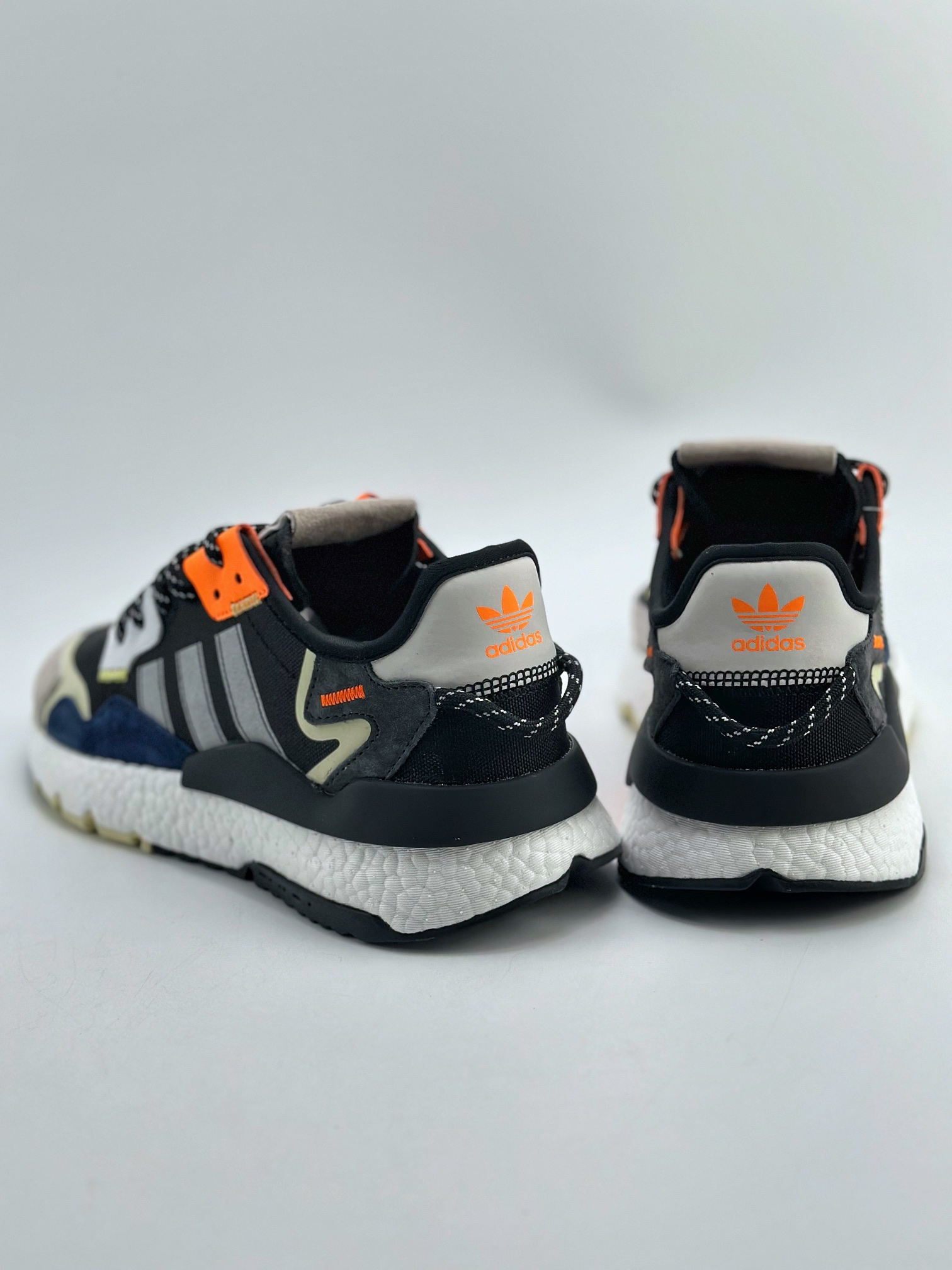 180 Adidas   Nite Jogger 2019 Boost 三叶草 联名夜行者复古跑鞋 IE1928