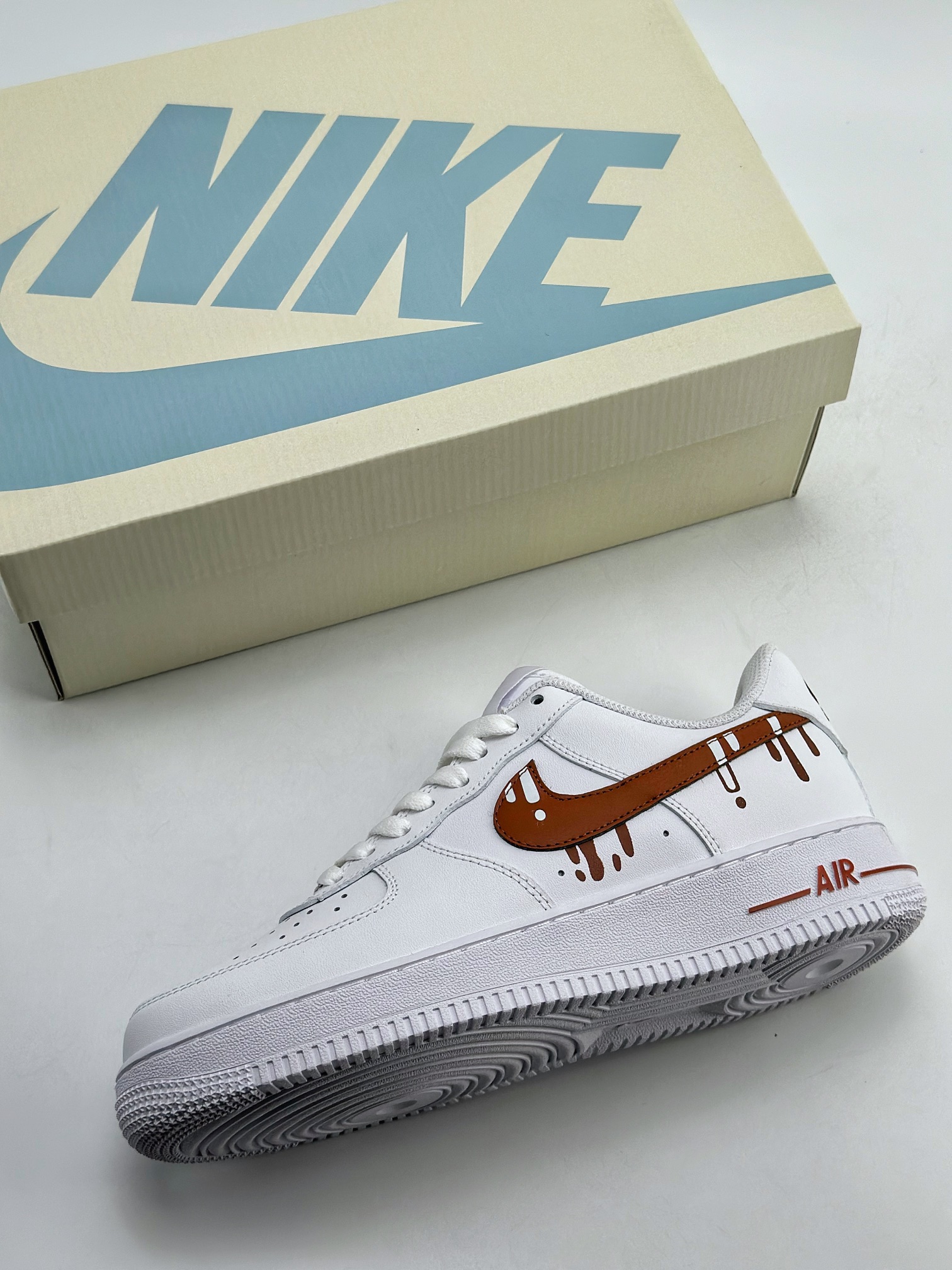 Nike Air Force 1 Low 07 白巧克力涂鸦 CW2288-008