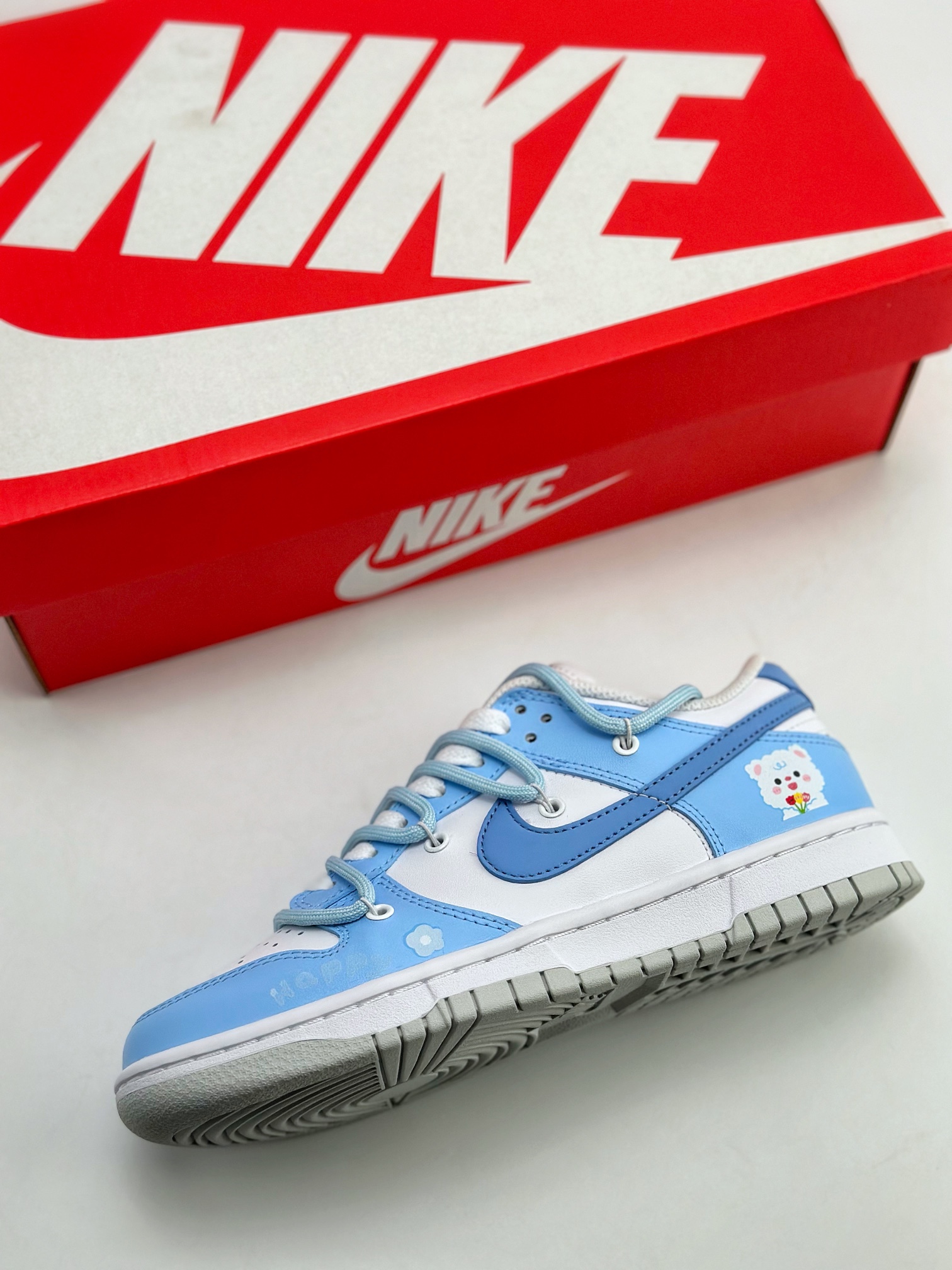 260 Nike SB Dunk Low 快乐小熊 白蓝色 DH9765-102