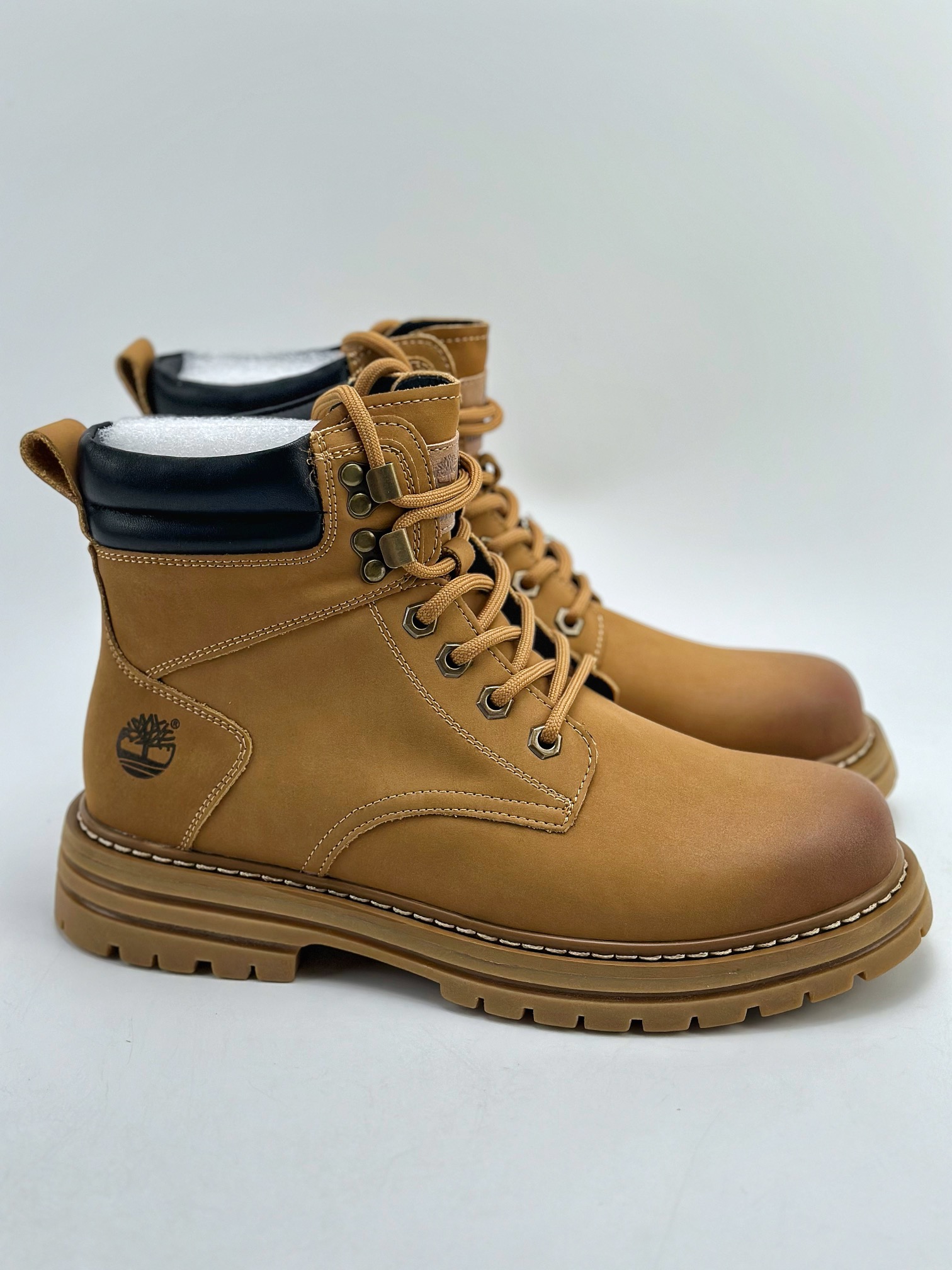 New arrival #Timberland Timberland outdoor high top casual yellow boots series