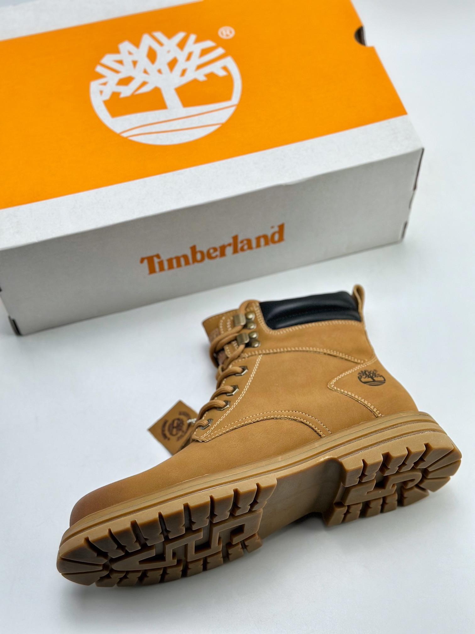 New arrival #Timberland Timberland outdoor high top casual yellow boots series