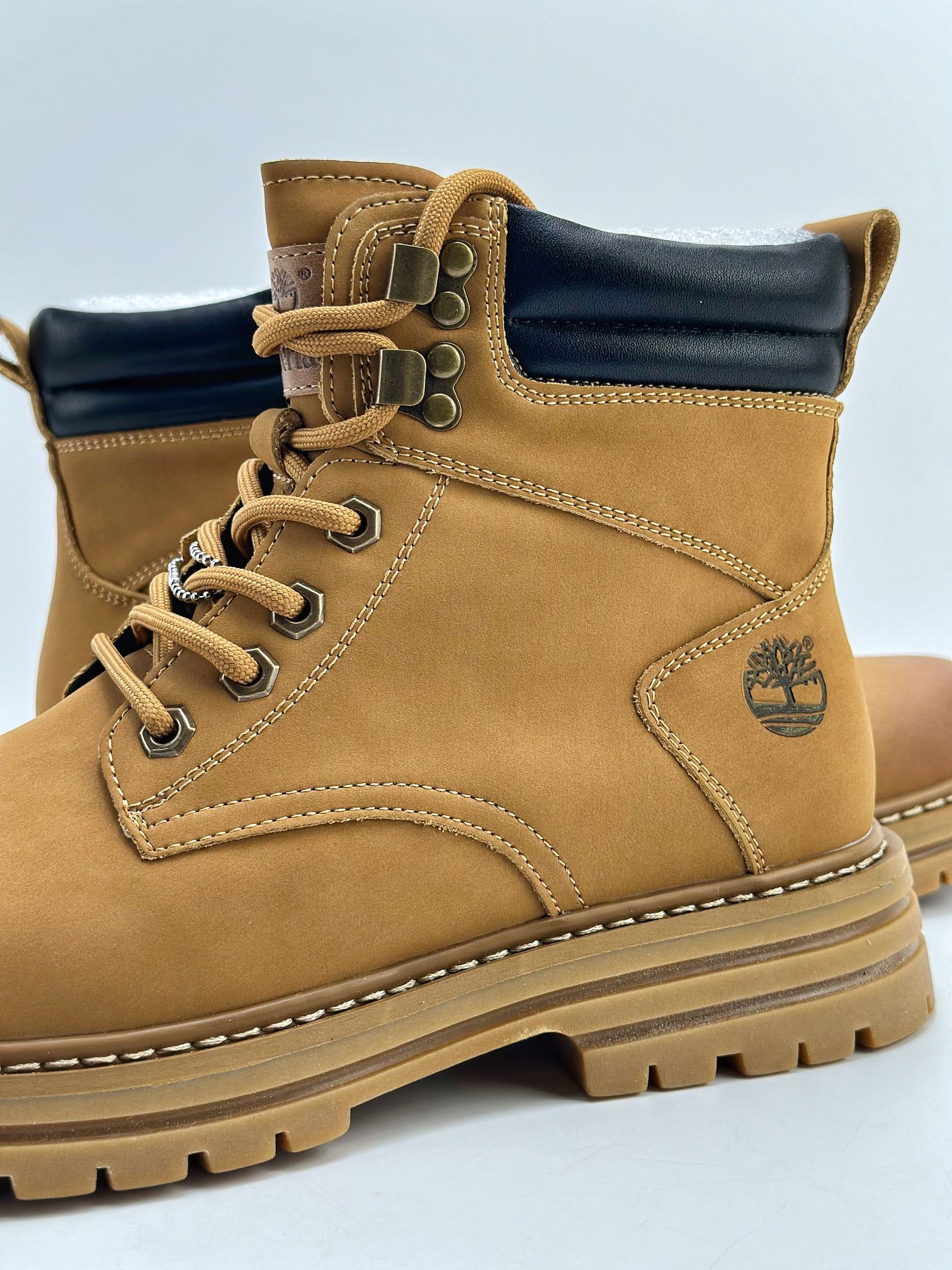 New arrival #Timberland Timberland outdoor high top casual yellow boots series