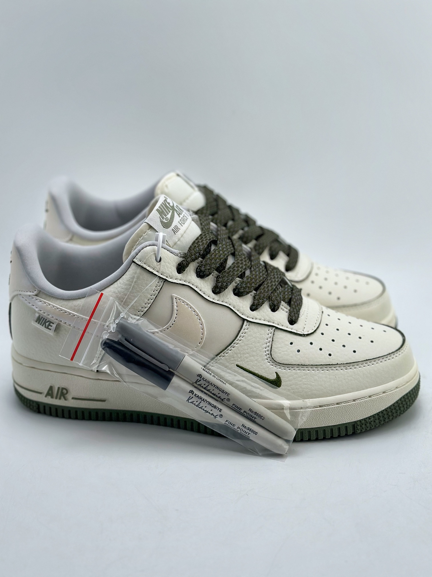 Nike Air Force 1 Low 07 Pearlescent Green Starry Sky DD9915-711