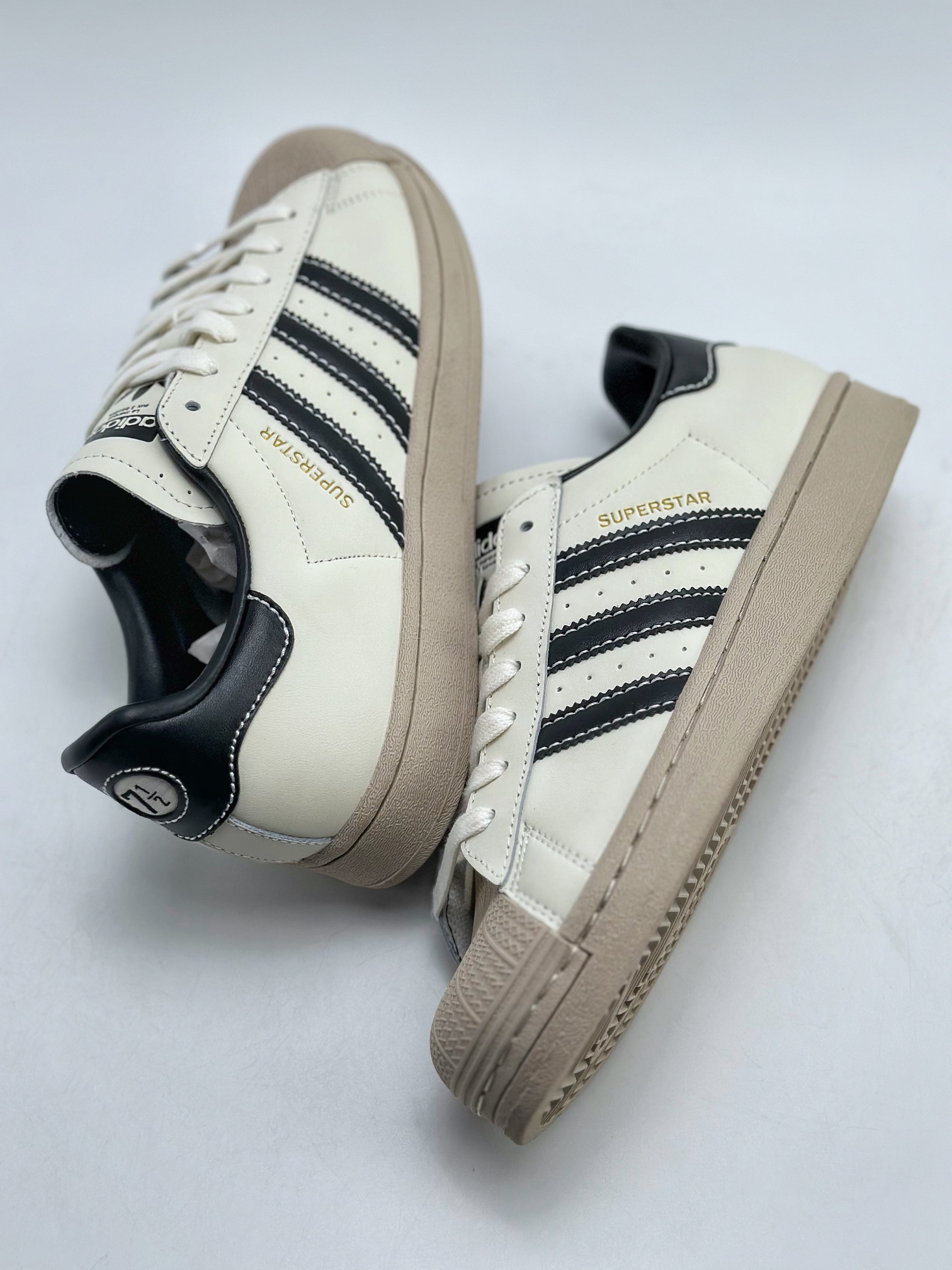 Adidas Originals Superstar Shell Toe Beige Black ID1009