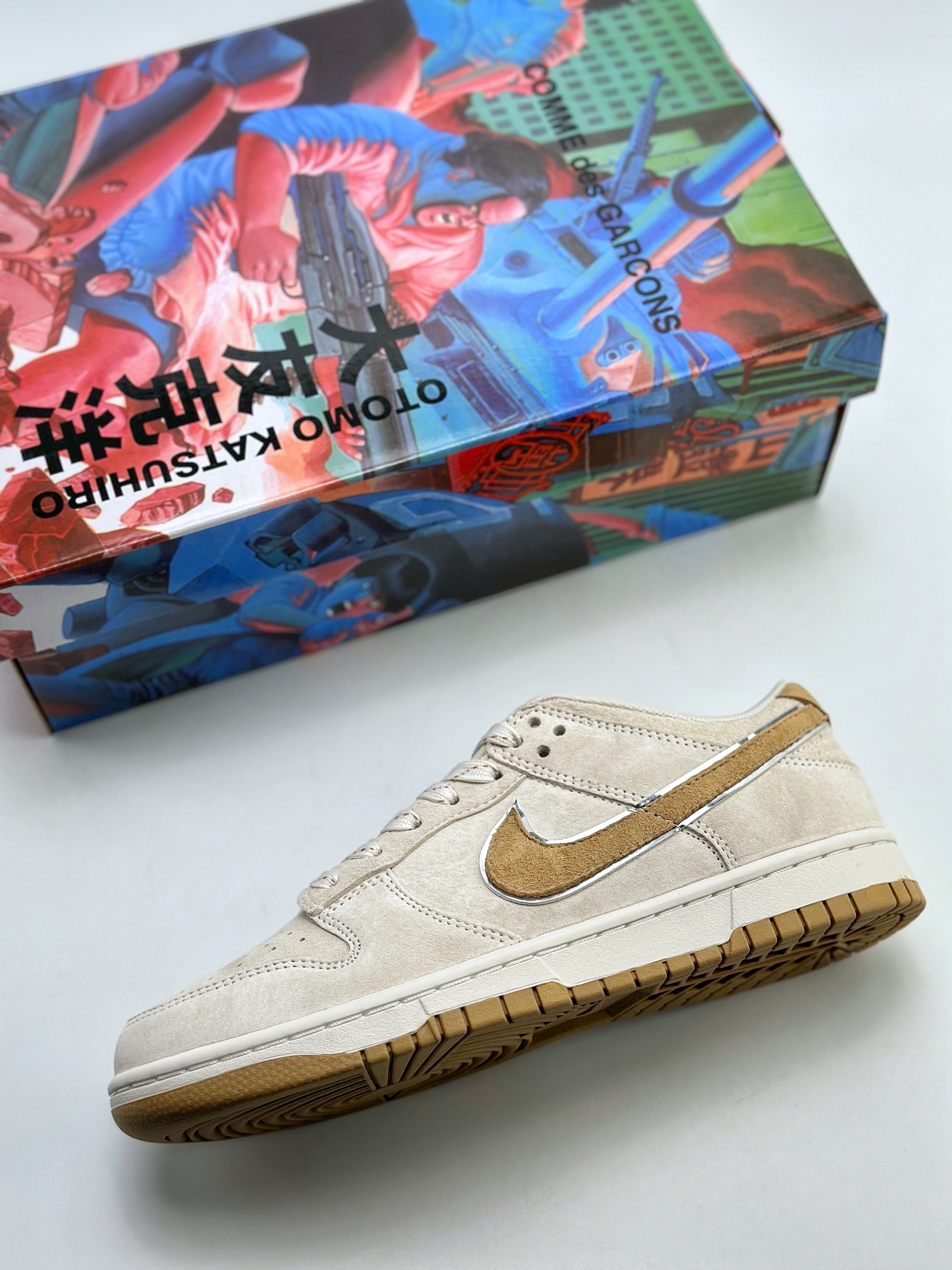 Nike SB Dunk Low x Otomo Katsuhiro DR2269-326